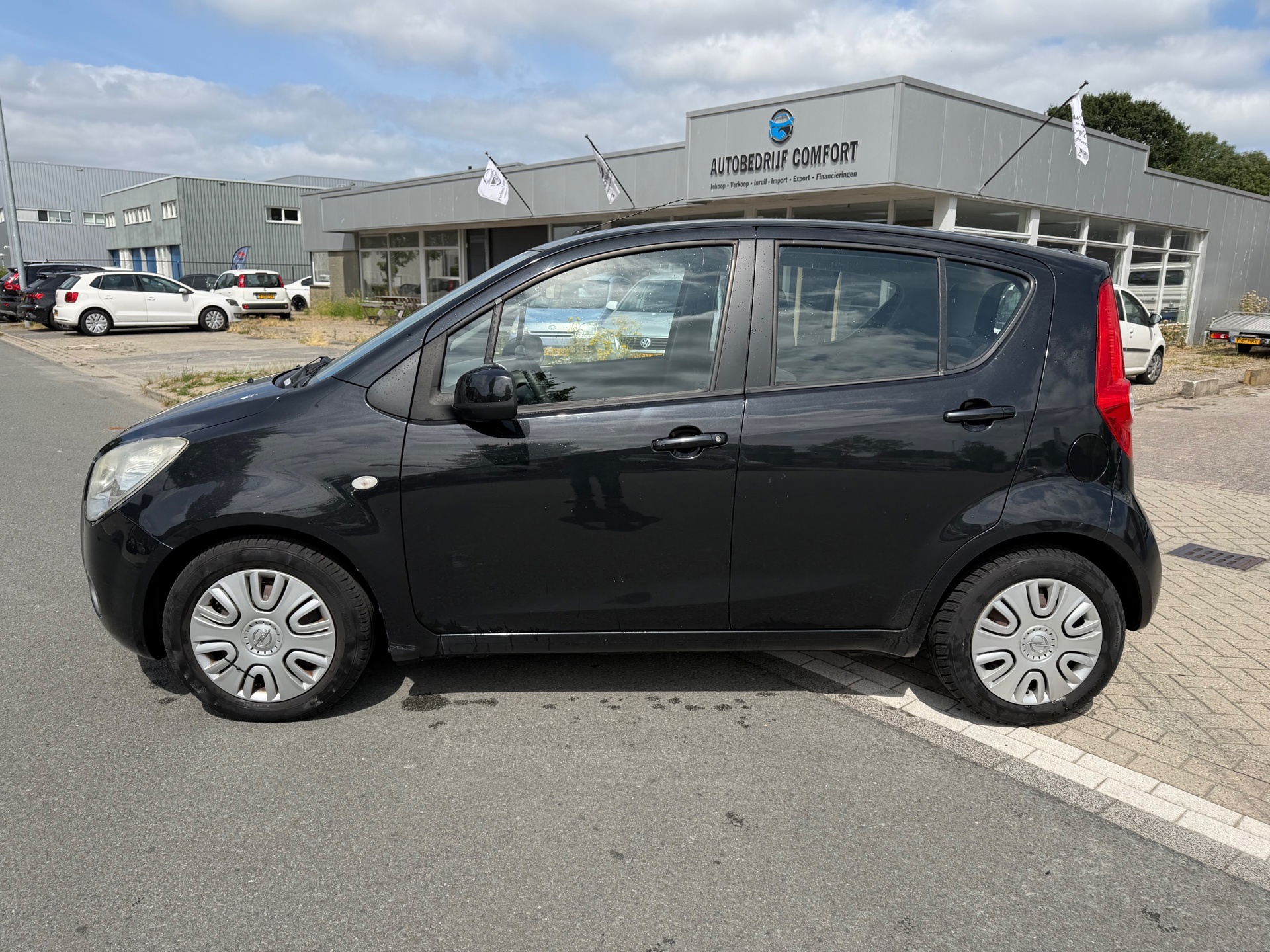 Foto van Opel Agila