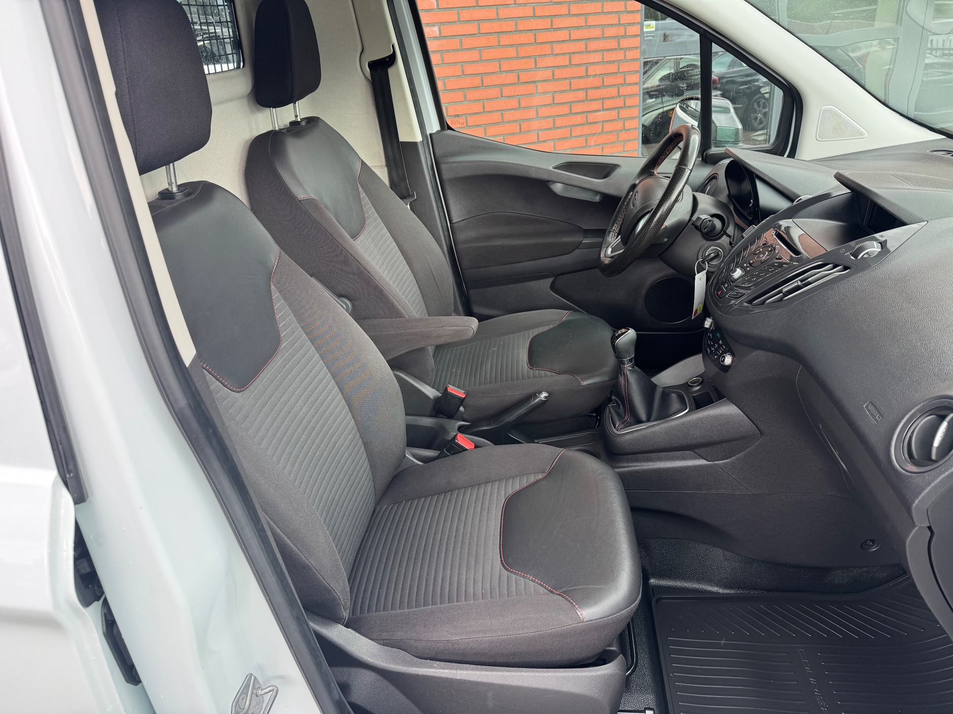 Foto van Ford Transit Courier