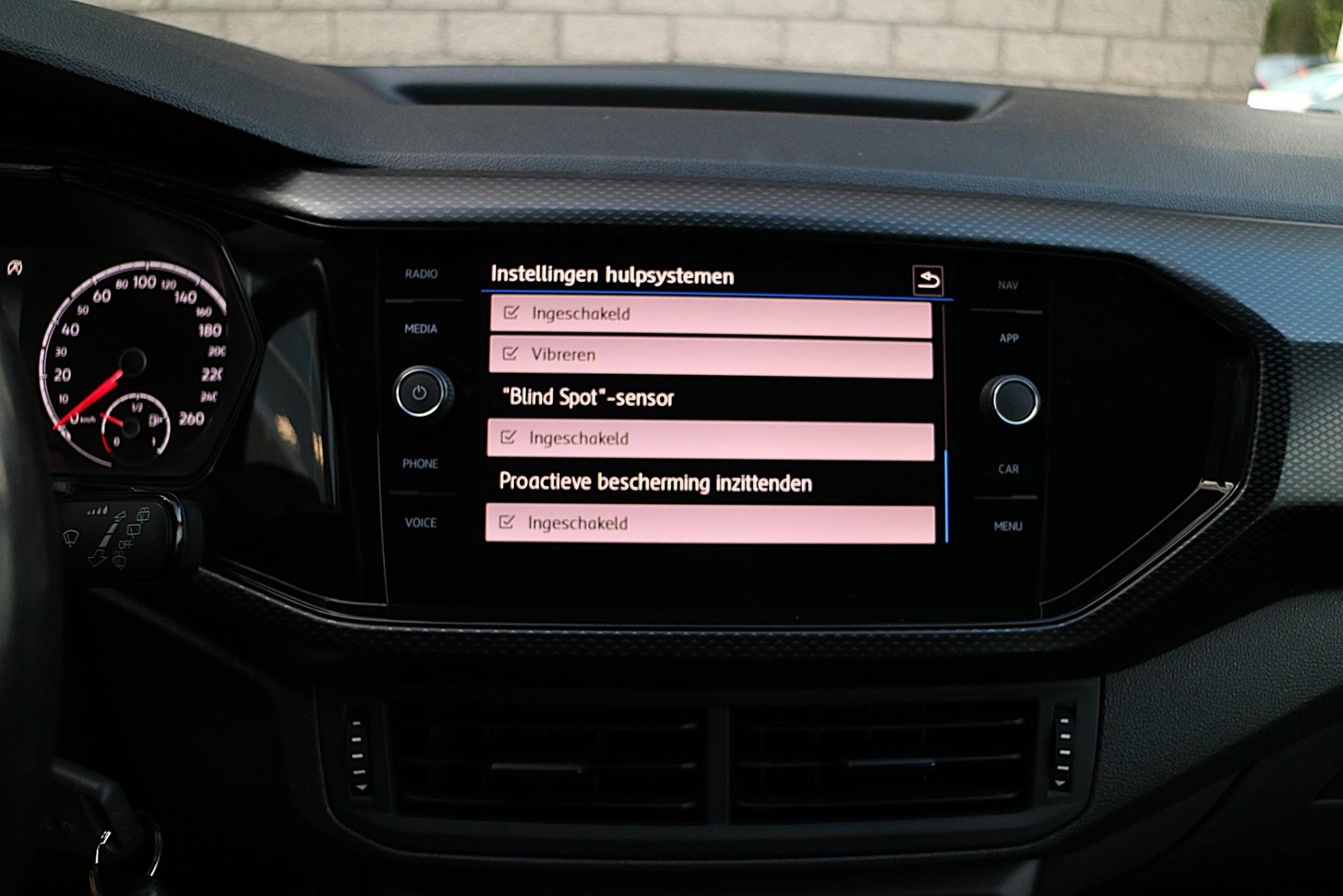 Foto van Volkswagen T-cross