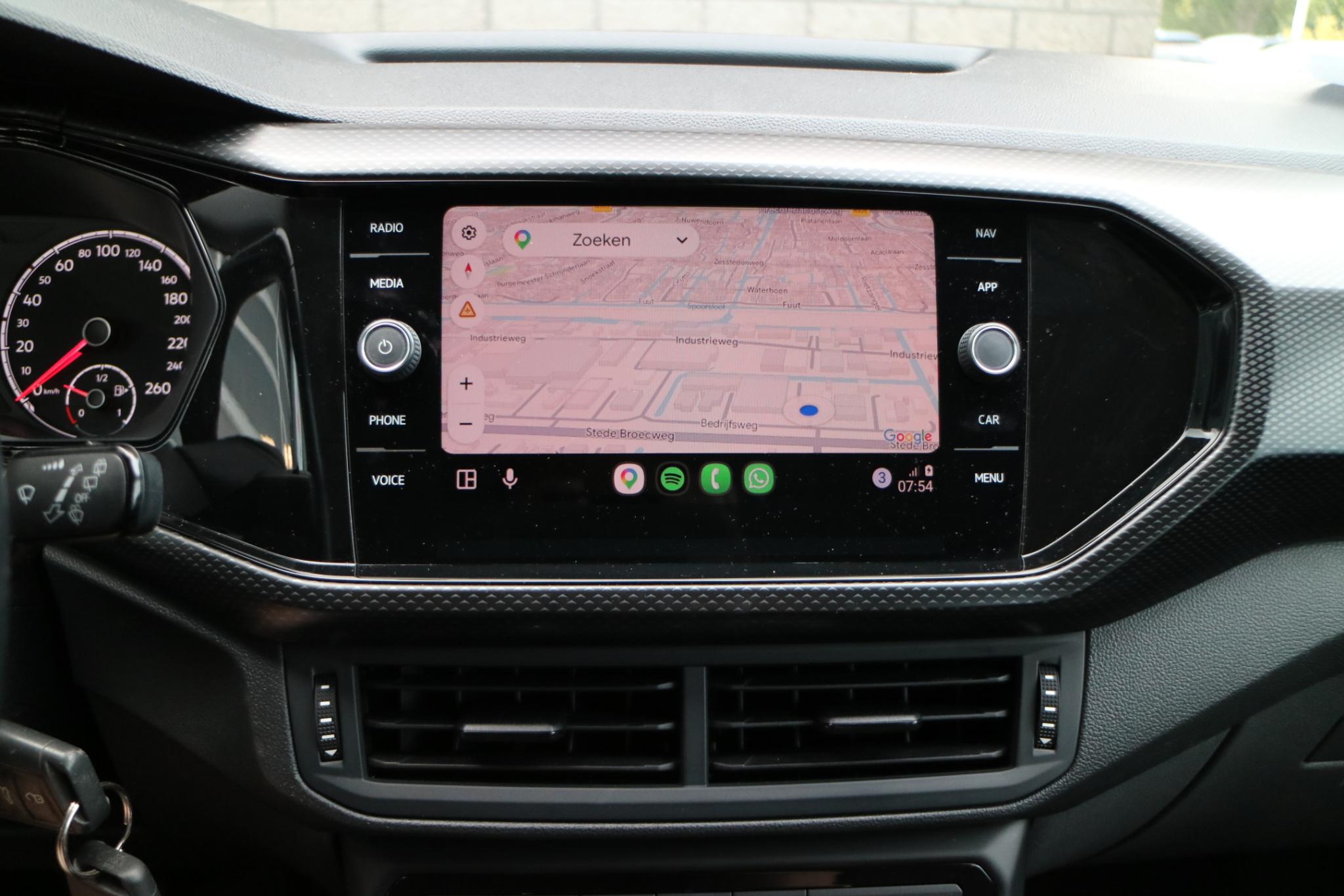 Foto van Volkswagen T-cross