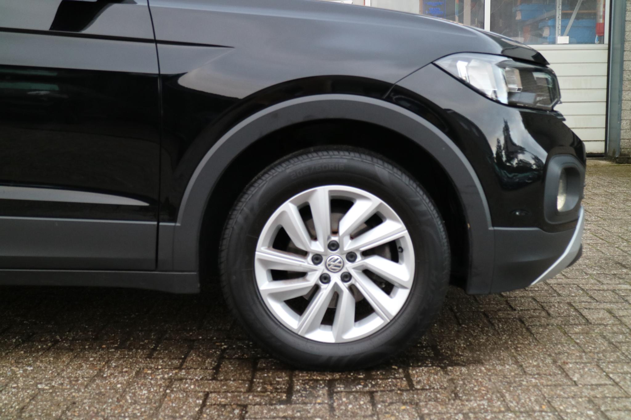 Foto van Volkswagen T-cross
