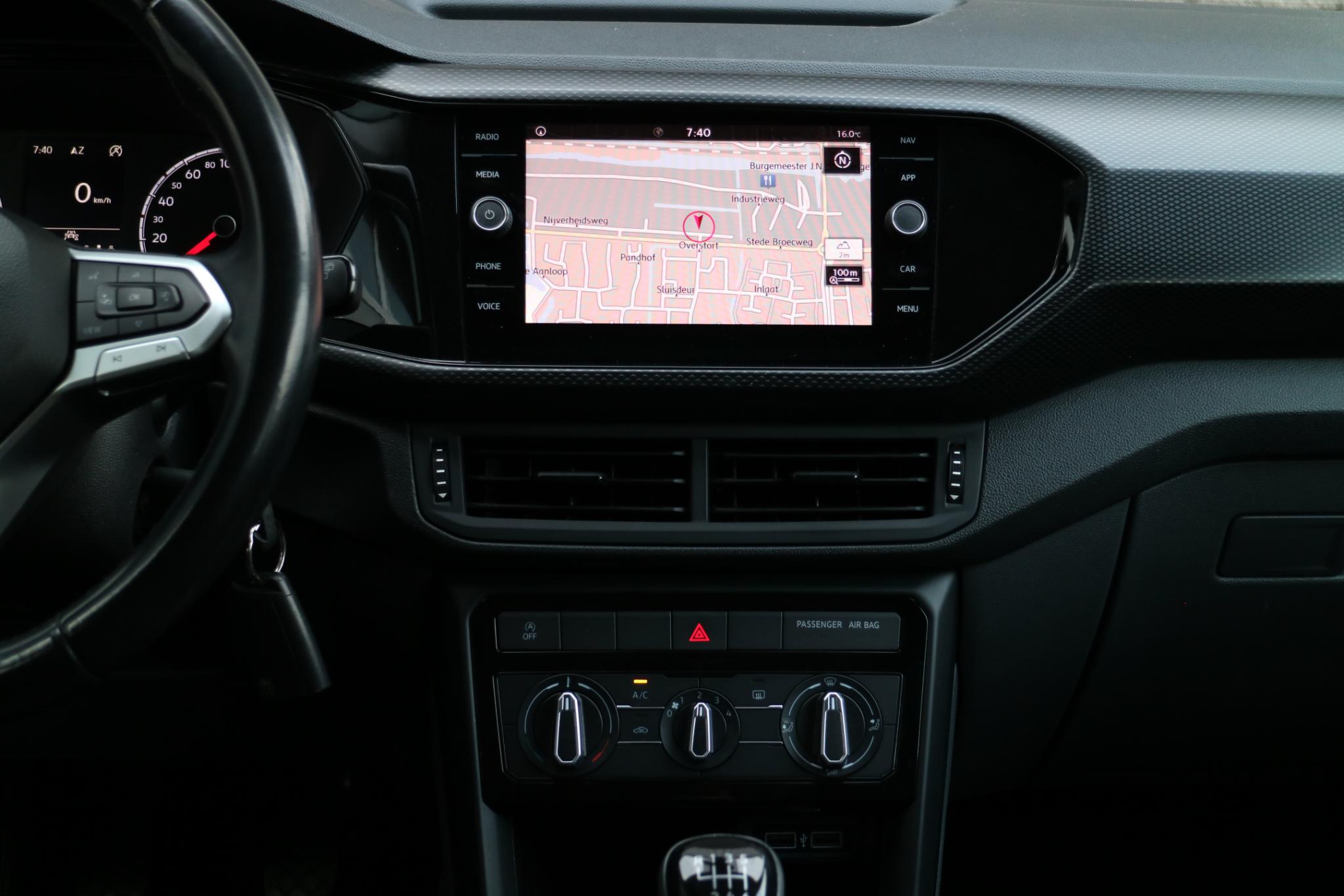 Foto van Volkswagen T-cross