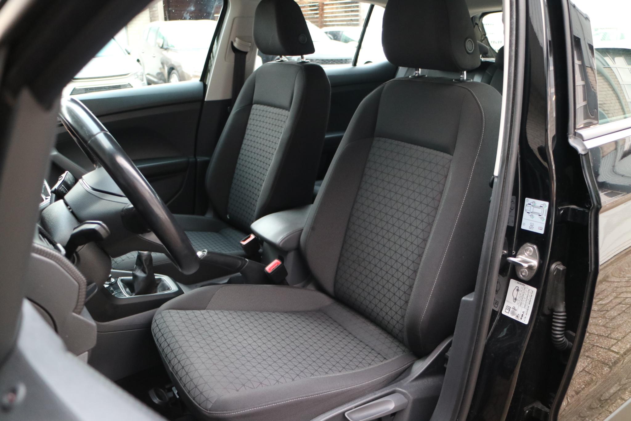 Foto van Volkswagen T-cross