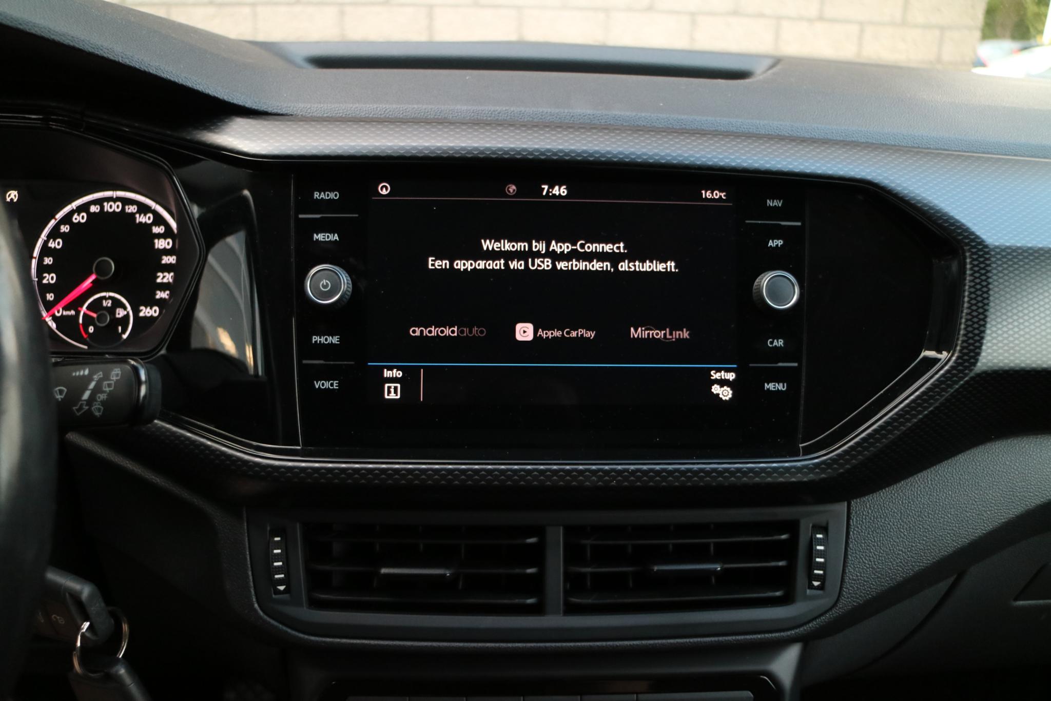 Foto van Volkswagen T-cross