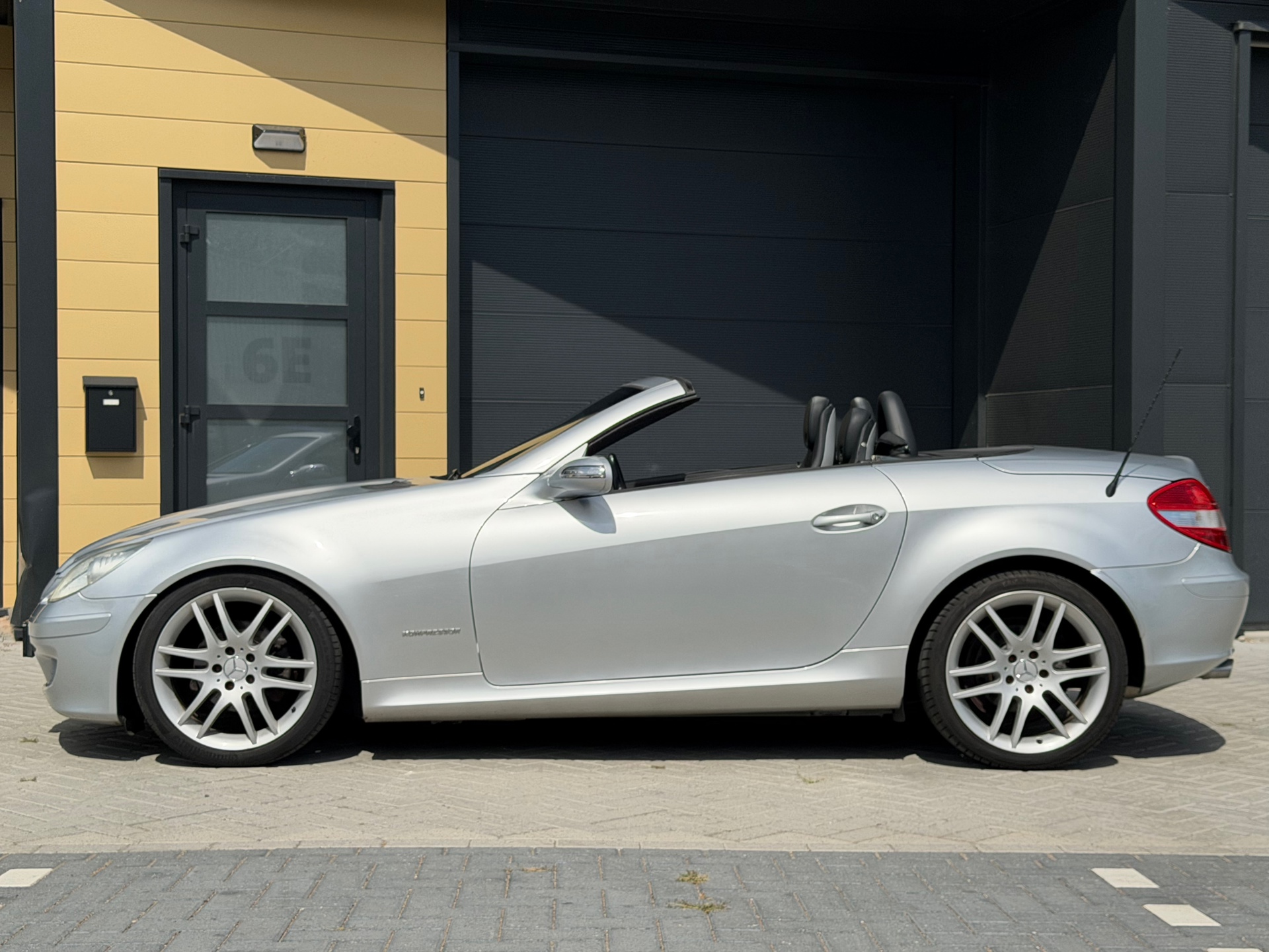 Foto van Mercedes-Benz SLK 200 Kompressor