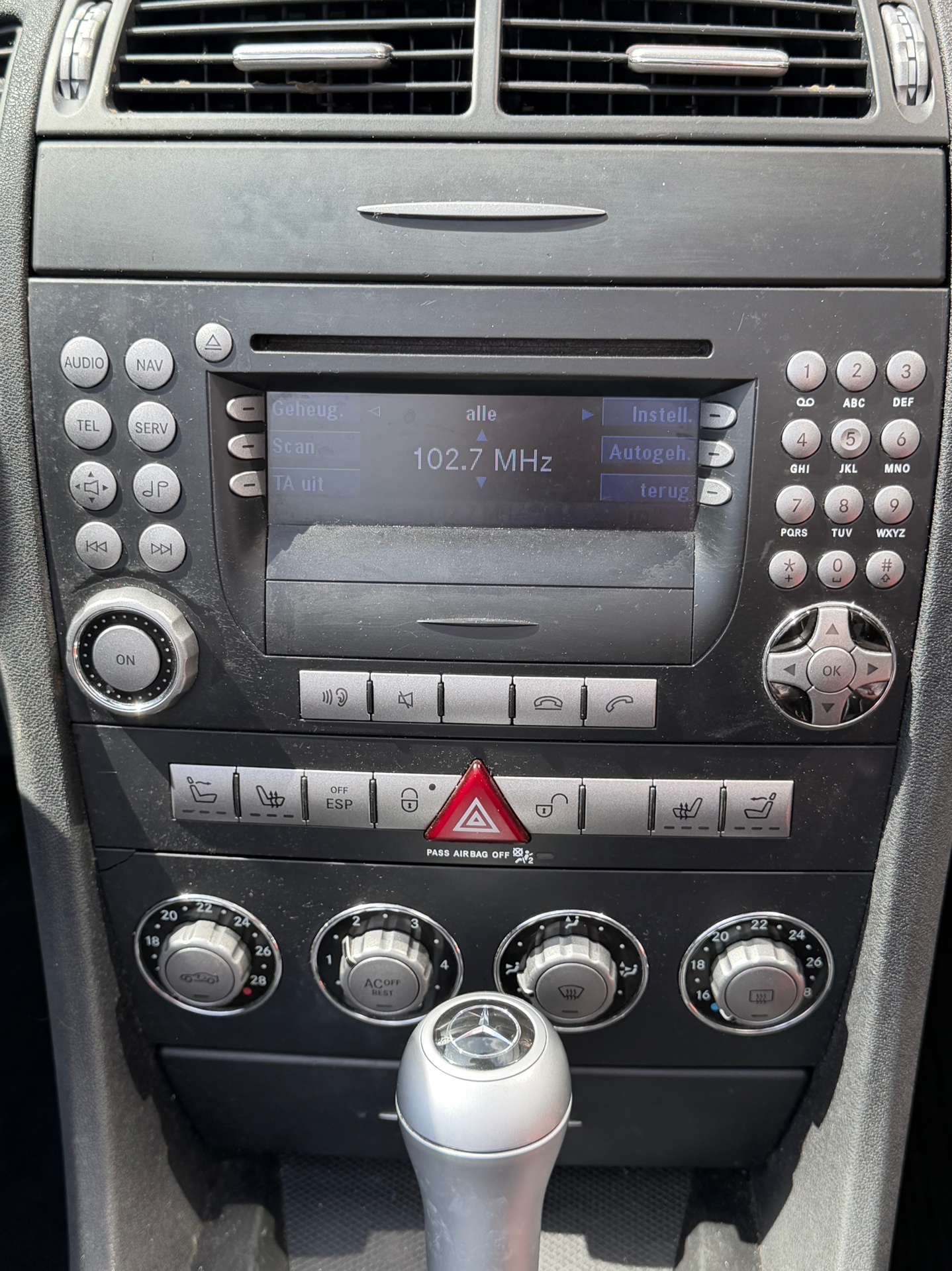 Foto van Mercedes-Benz SLK 200 Kompressor