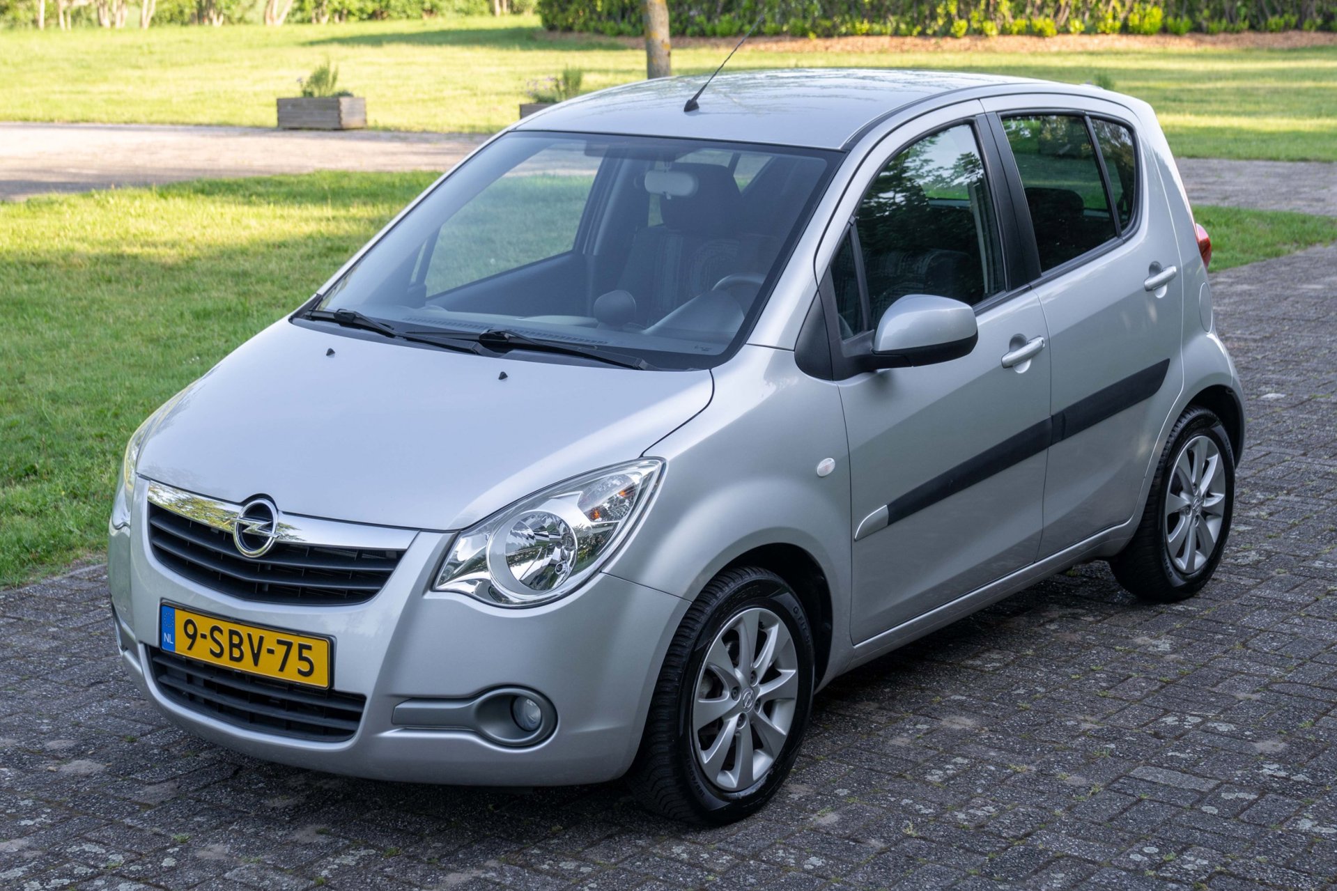 Foto van Opel Agila