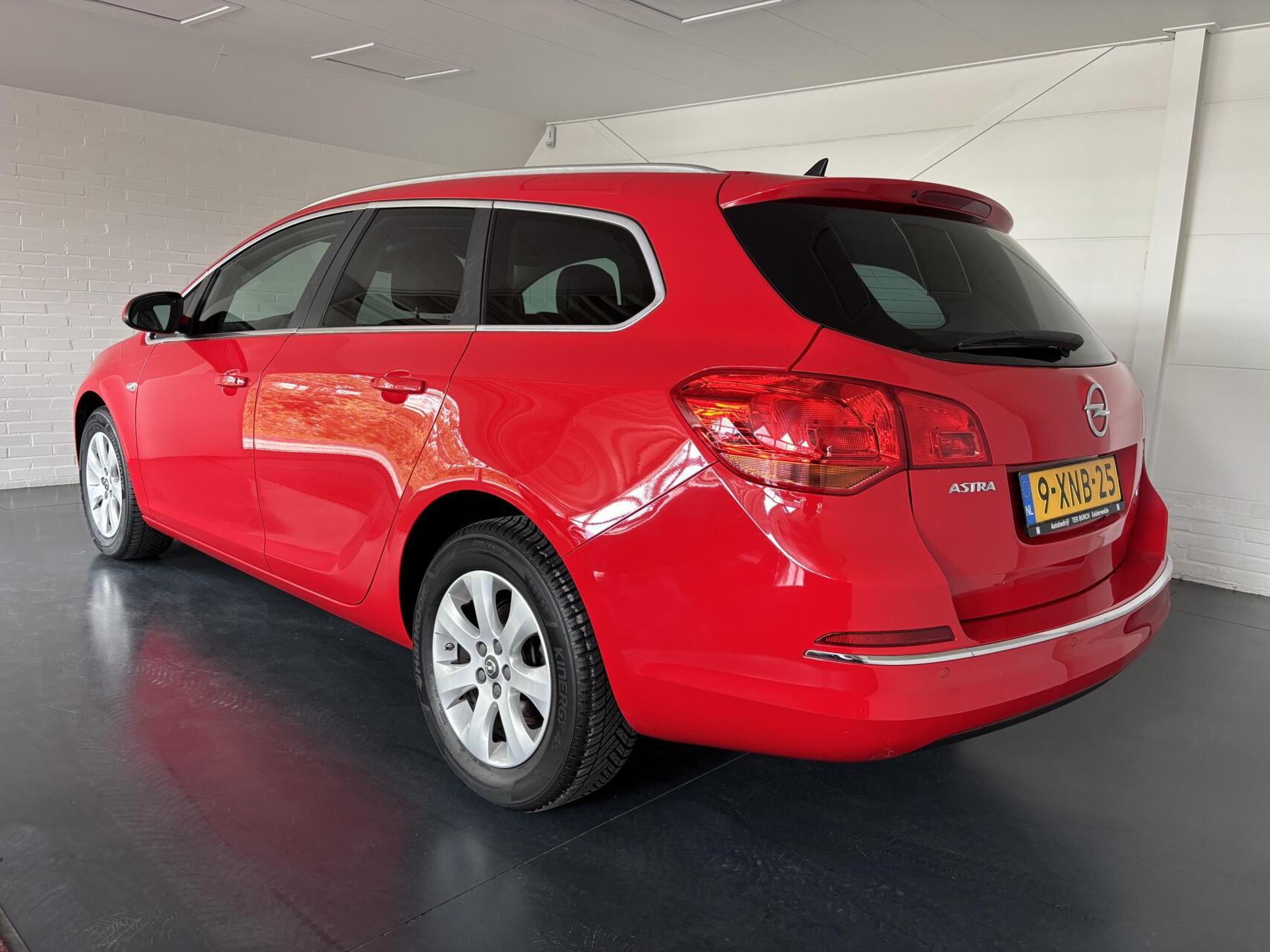 Foto van Opel Astra Sports Tourer