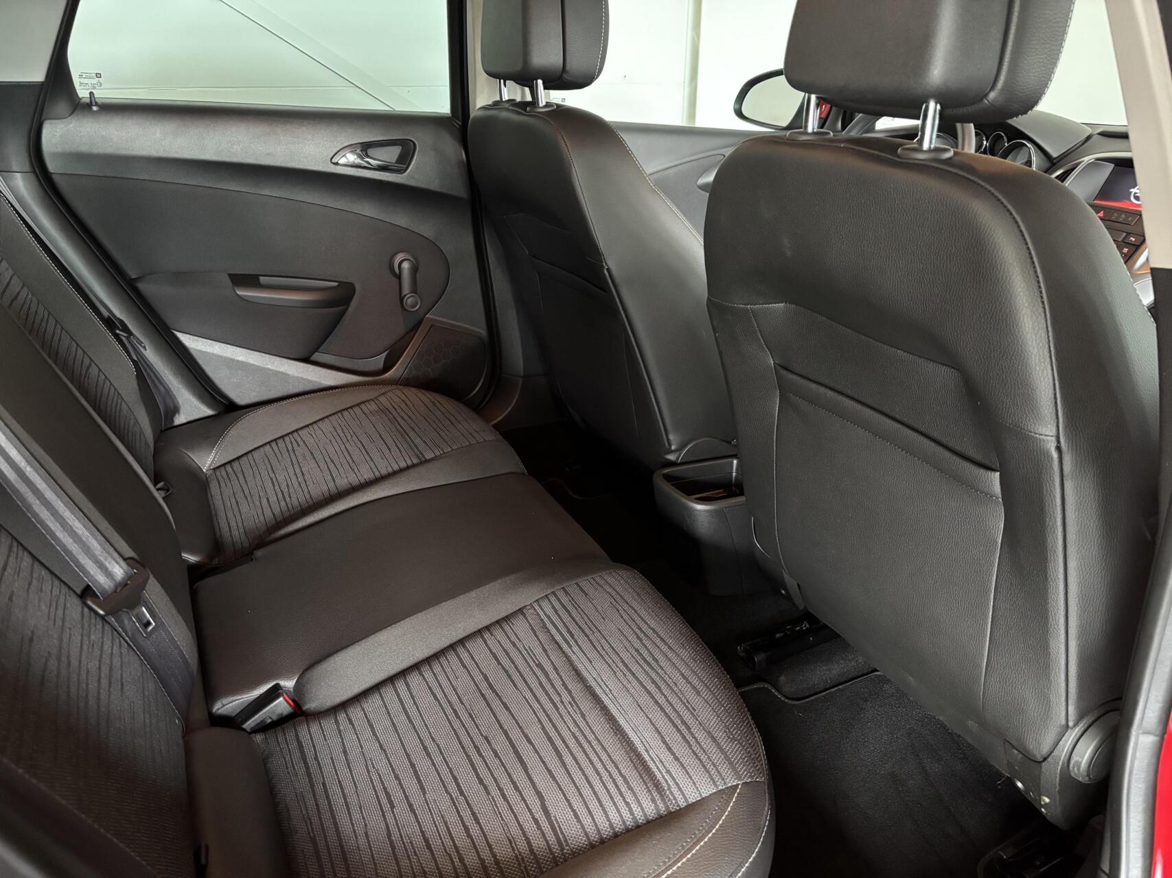 Foto van Opel Astra Sports Tourer