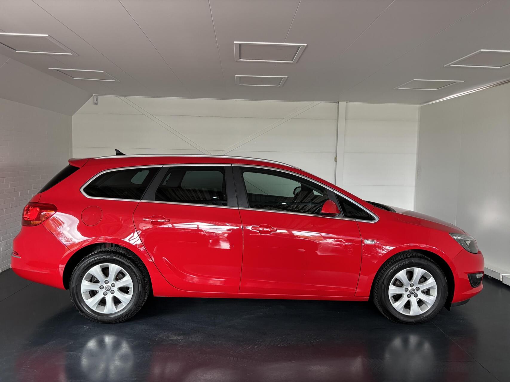Foto van Opel Astra Sports Tourer