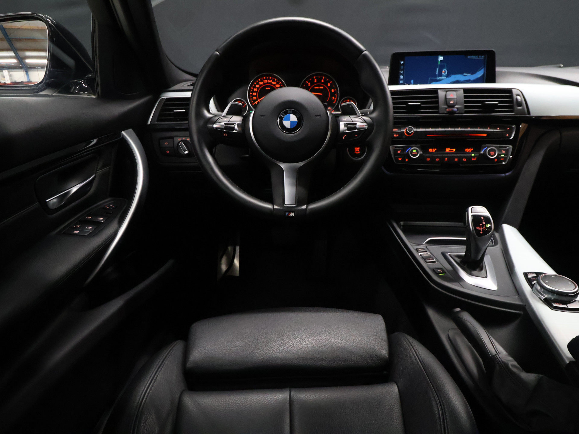 Foto van BMW 320i