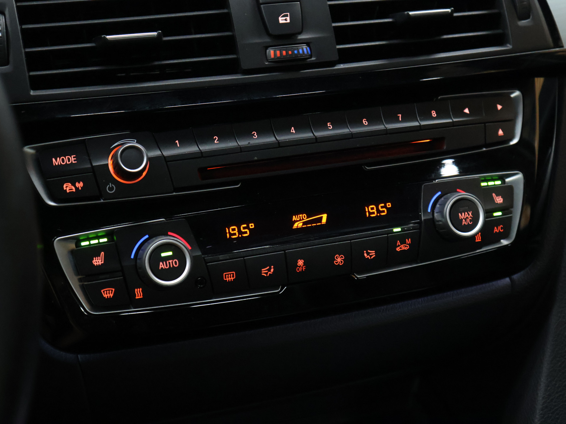 Foto van BMW 320i