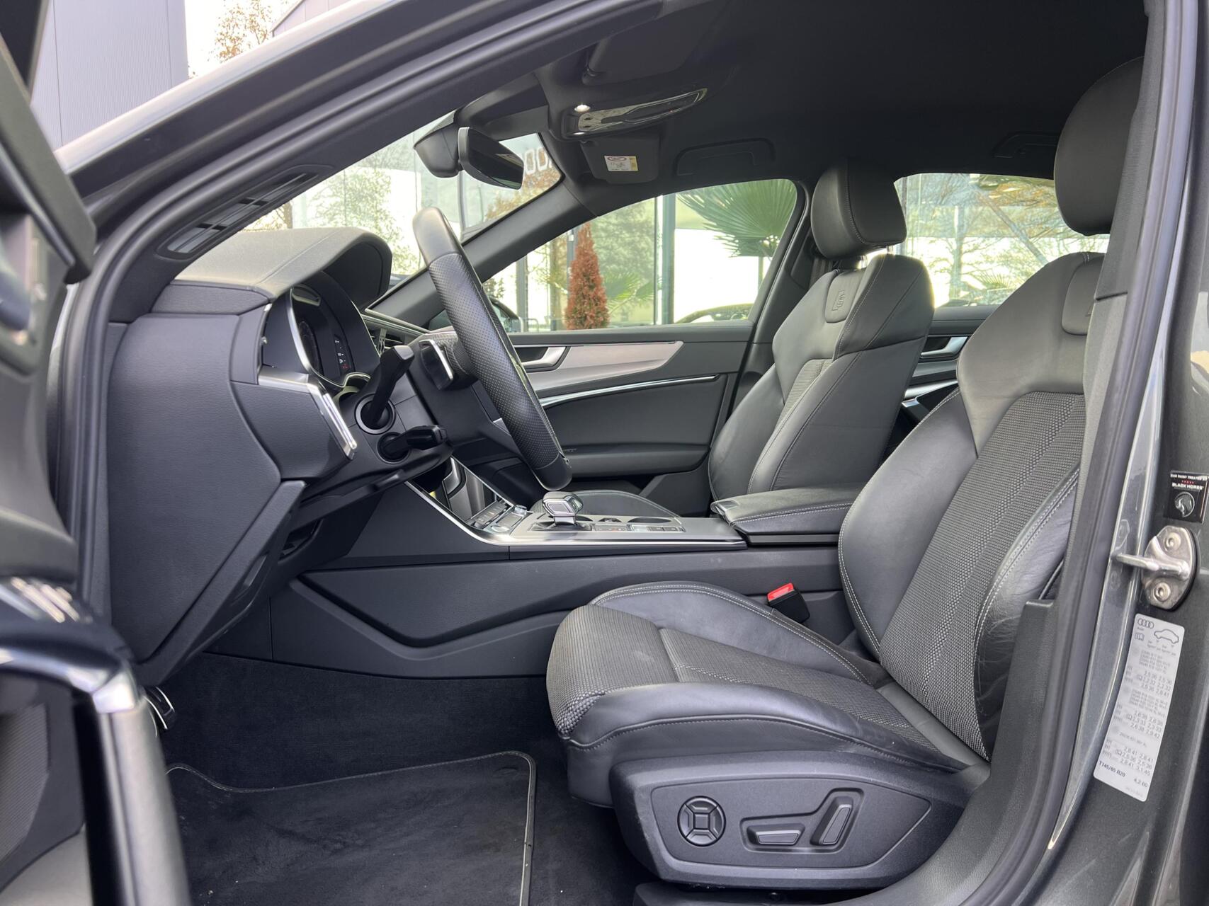 Foto van Audi A6 Limousine