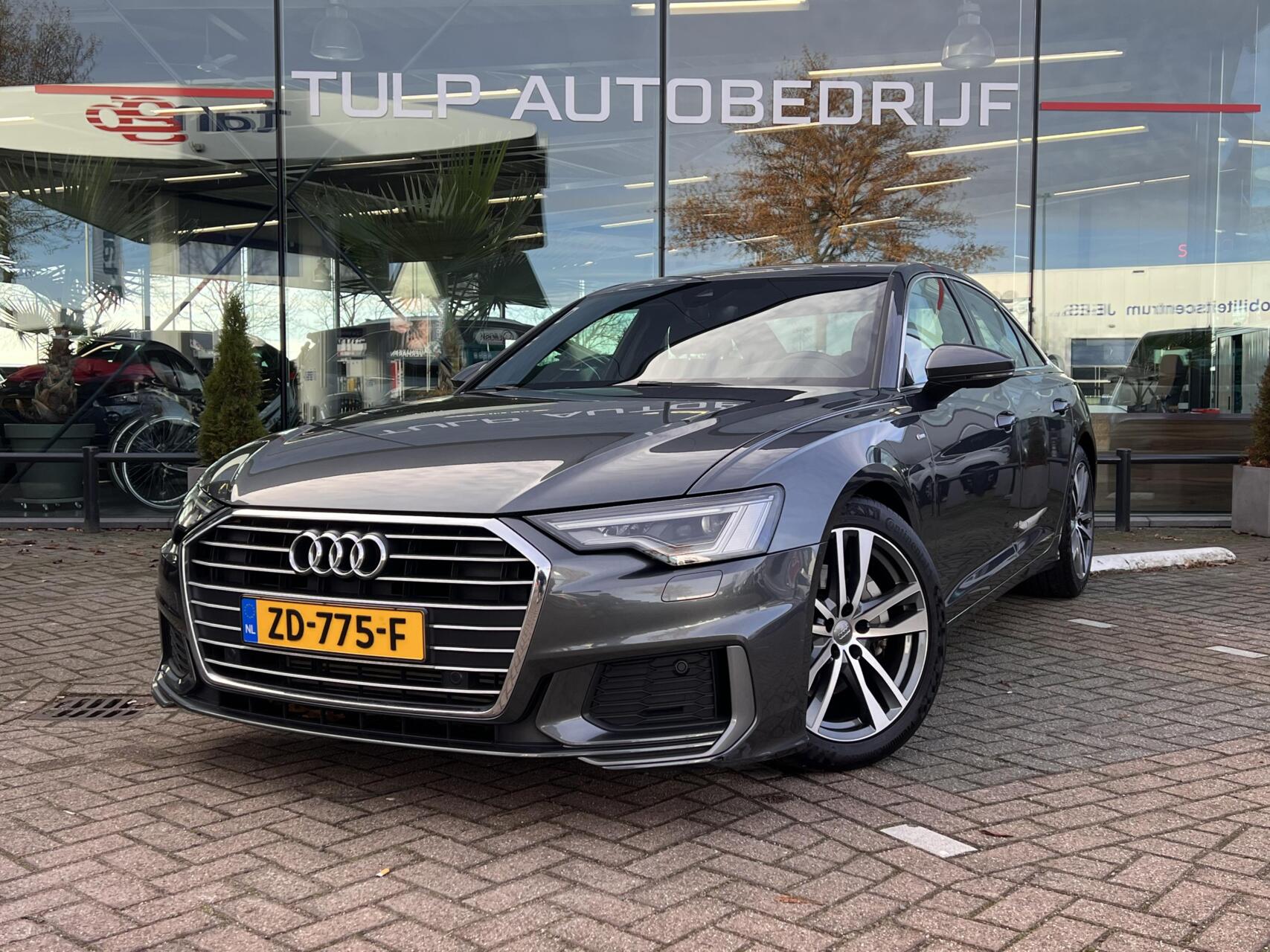 Foto van Audi A6 Limousine
