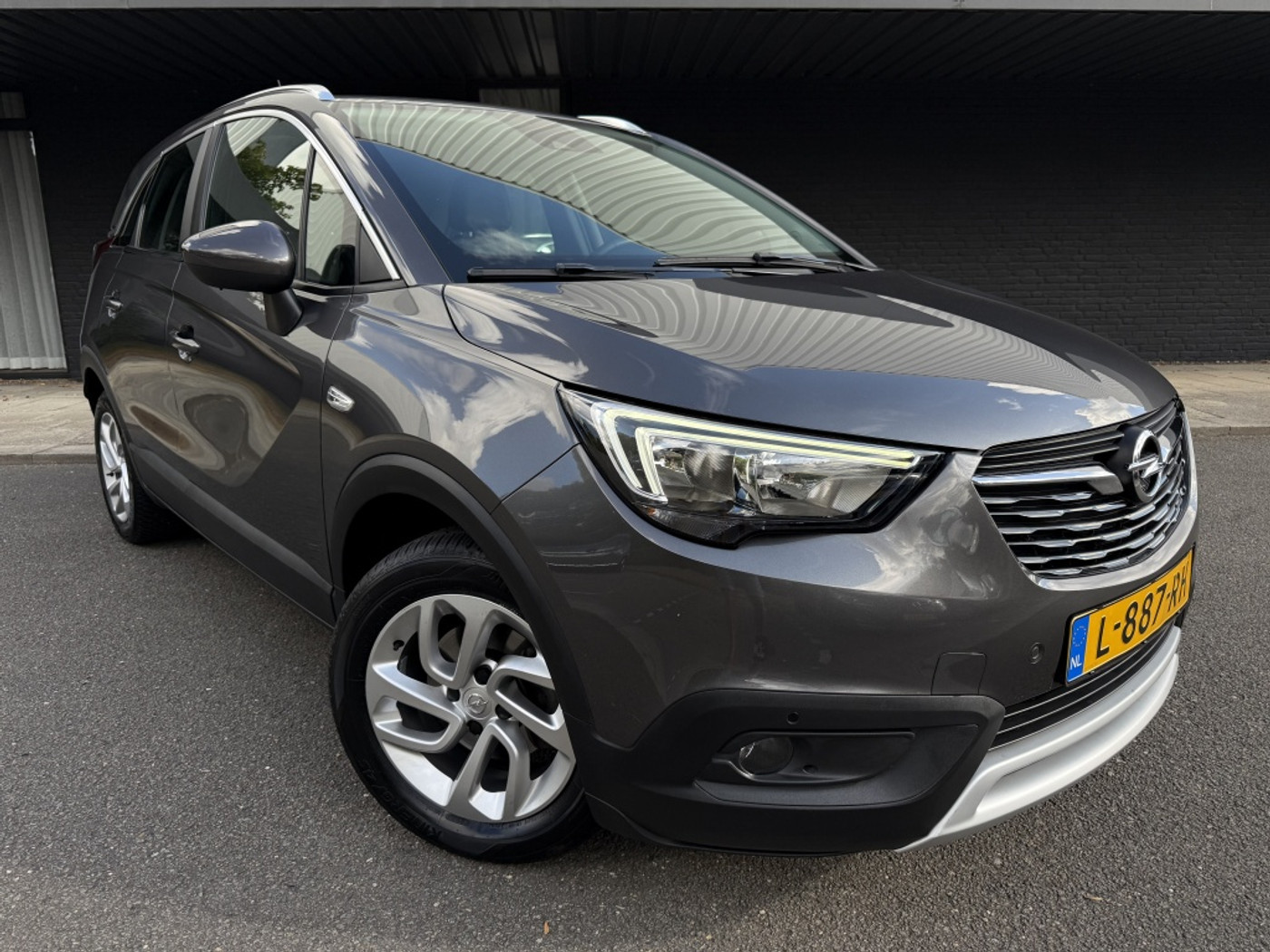Opel Crossland X 1.2 Turbo - 2020 editie uitvoering - 2019 - voorkant