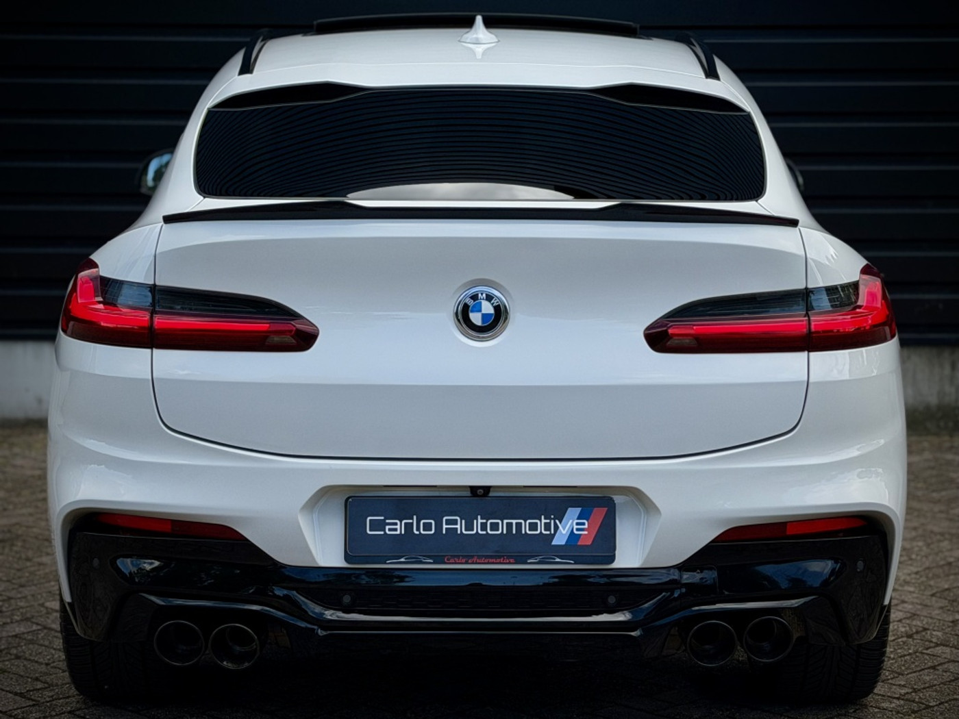 Foto van BMW X4 Xdrive20i