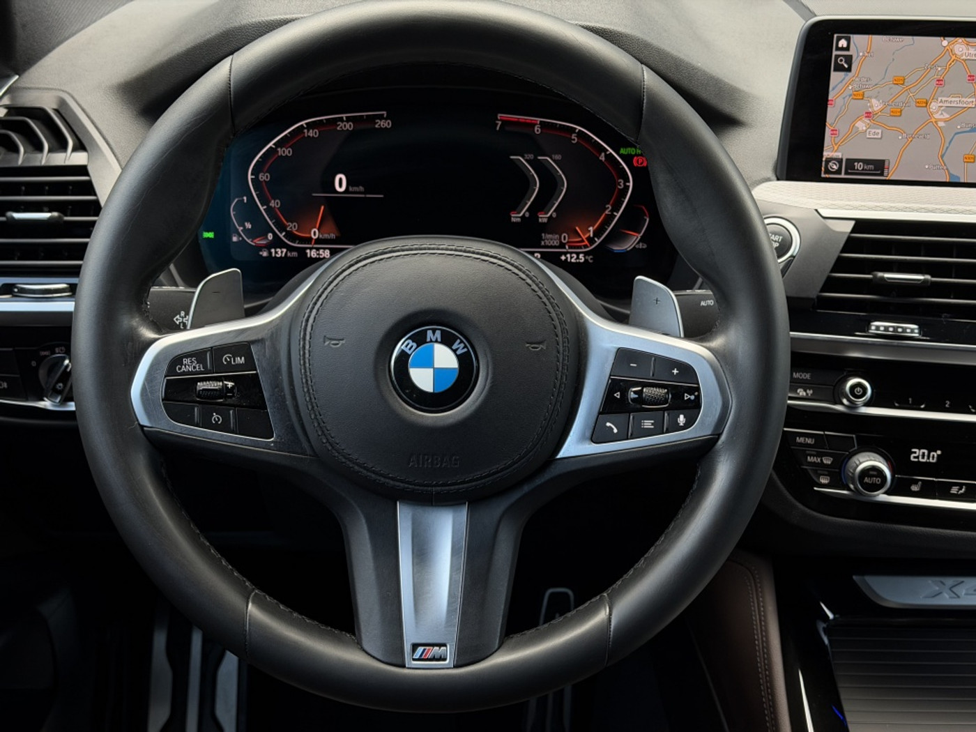 Foto van BMW X4 Xdrive20i