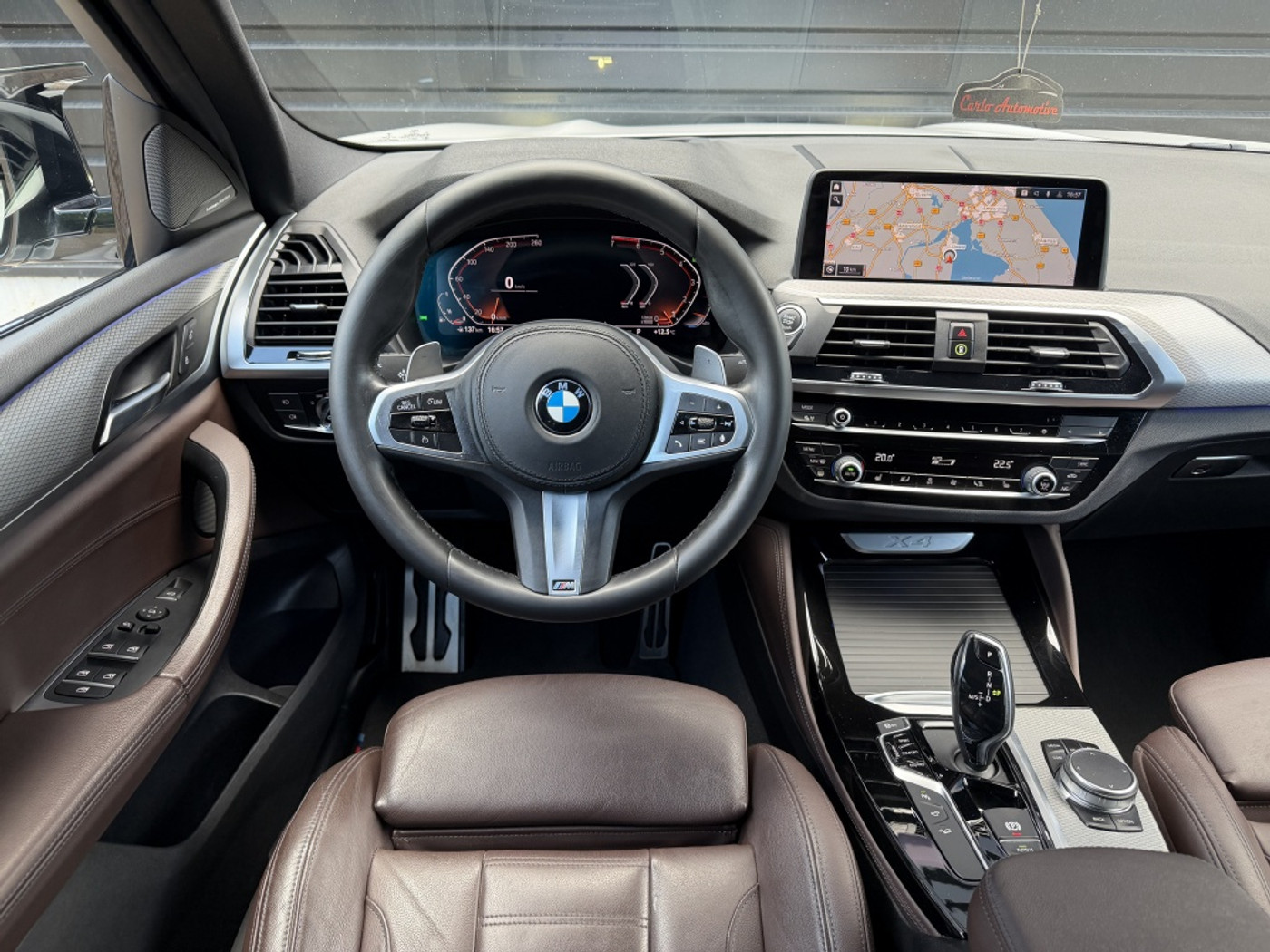 Foto van BMW X4 Xdrive20i