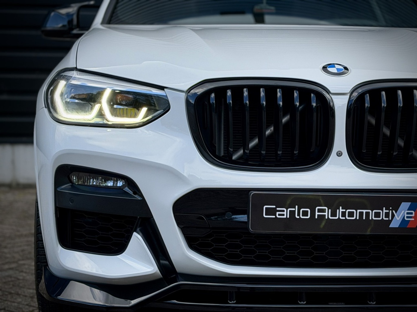 Foto van BMW X4 Xdrive20i
