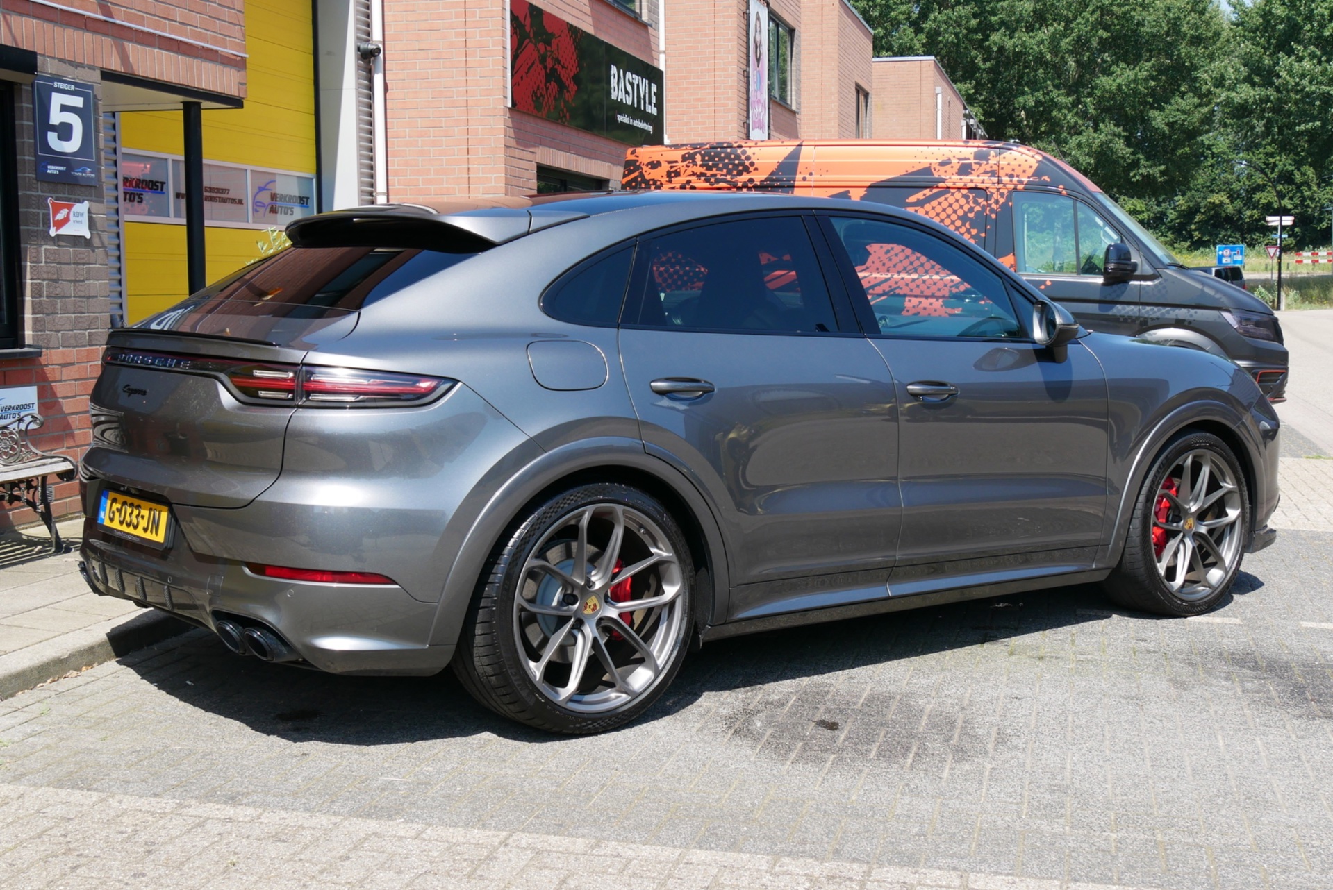 Foto van Porsche Cayenne E-hybrid