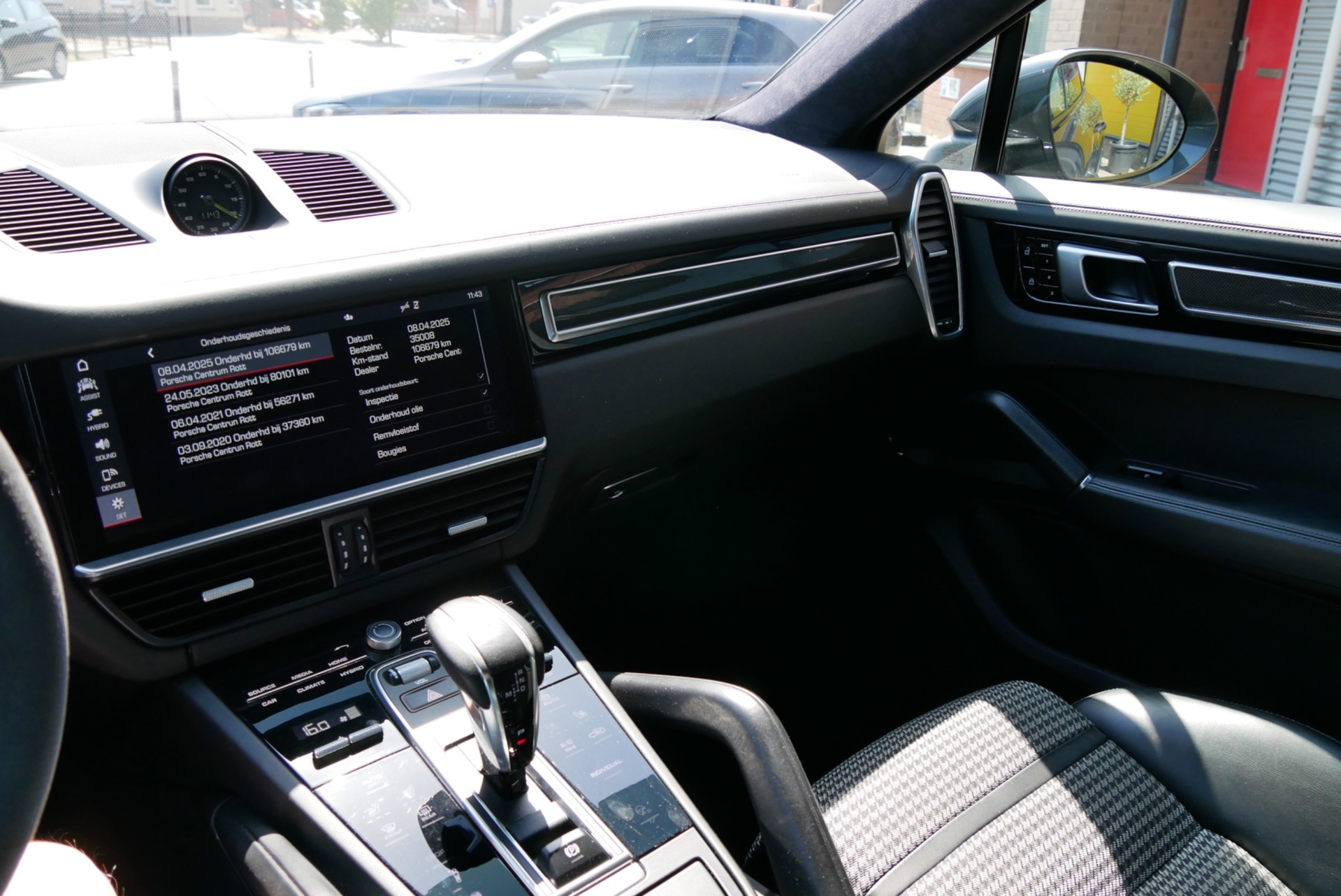 Foto van Porsche Cayenne E-hybrid