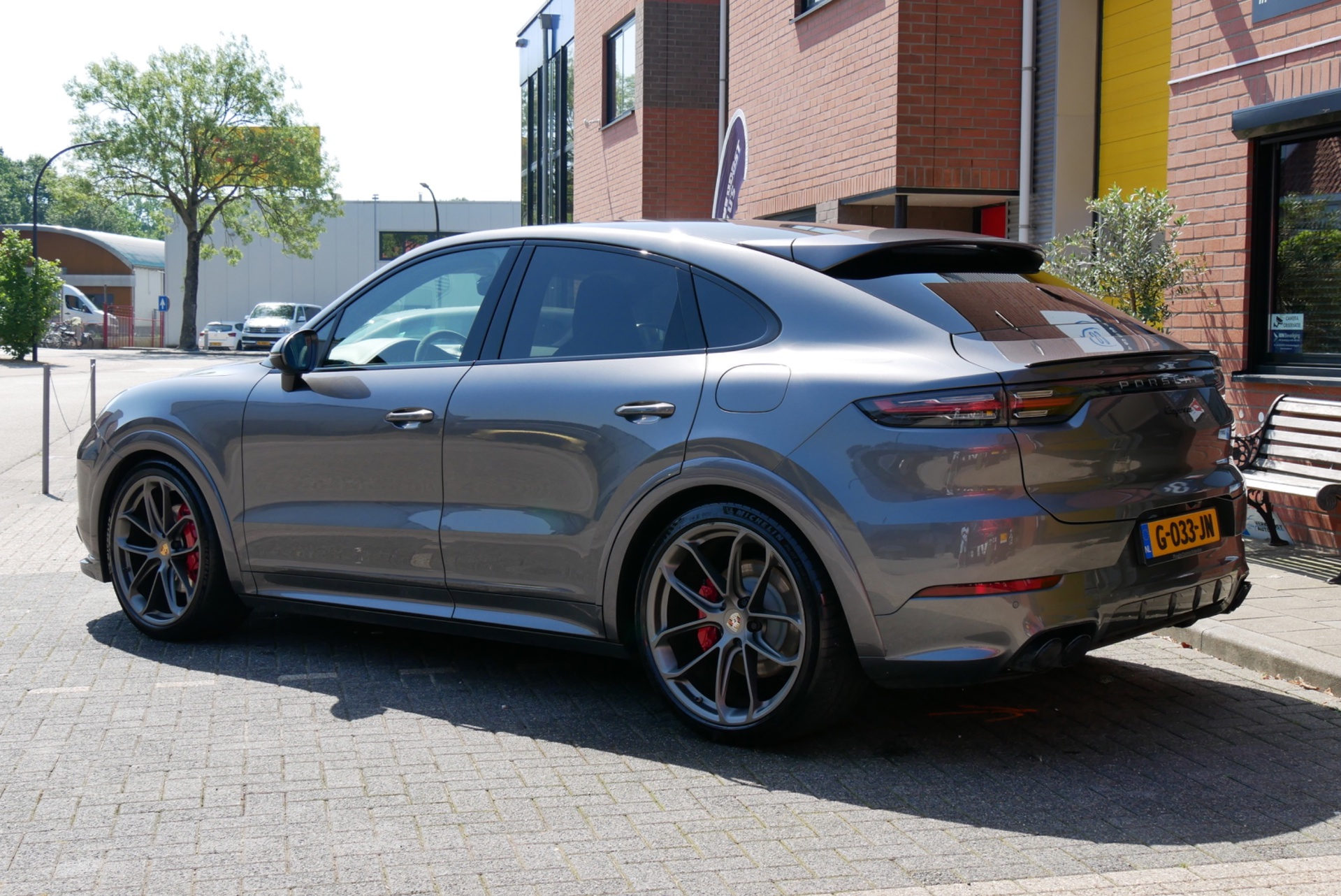 Foto van Porsche Cayenne E-hybrid