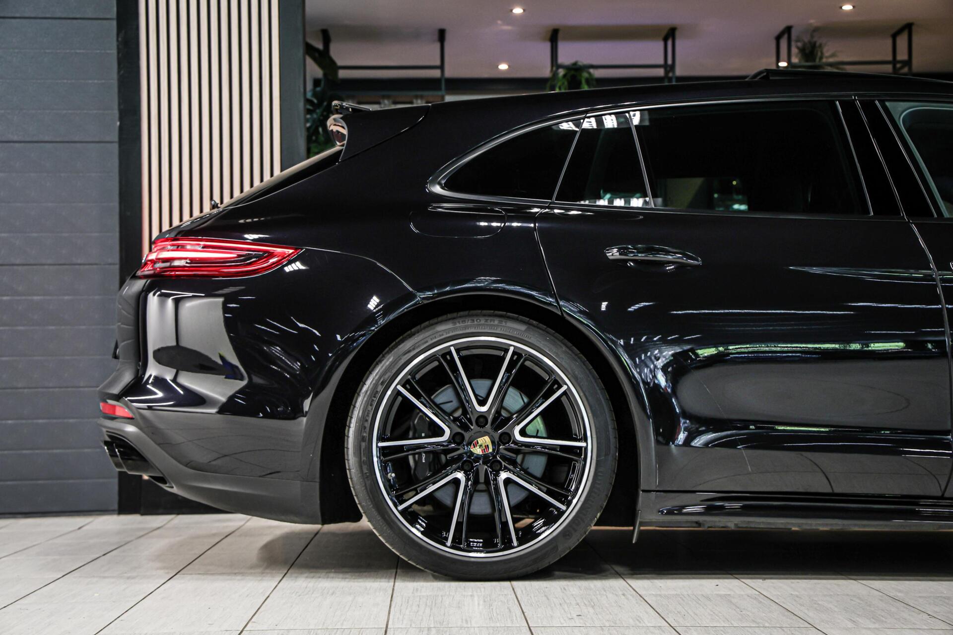 Foto van Porsche Panamera Sport Turismo