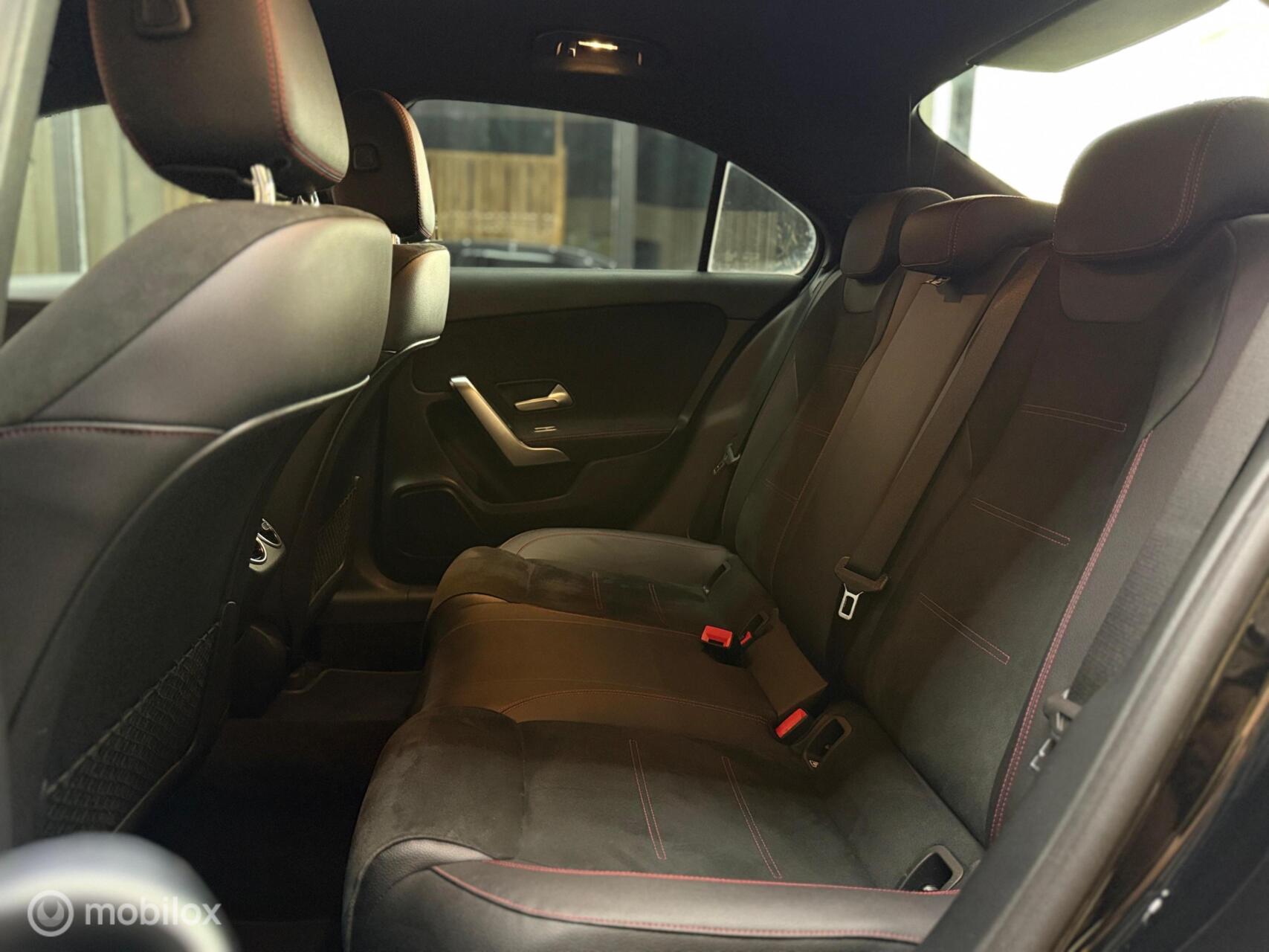 Foto van Mercedes-Benz A 200