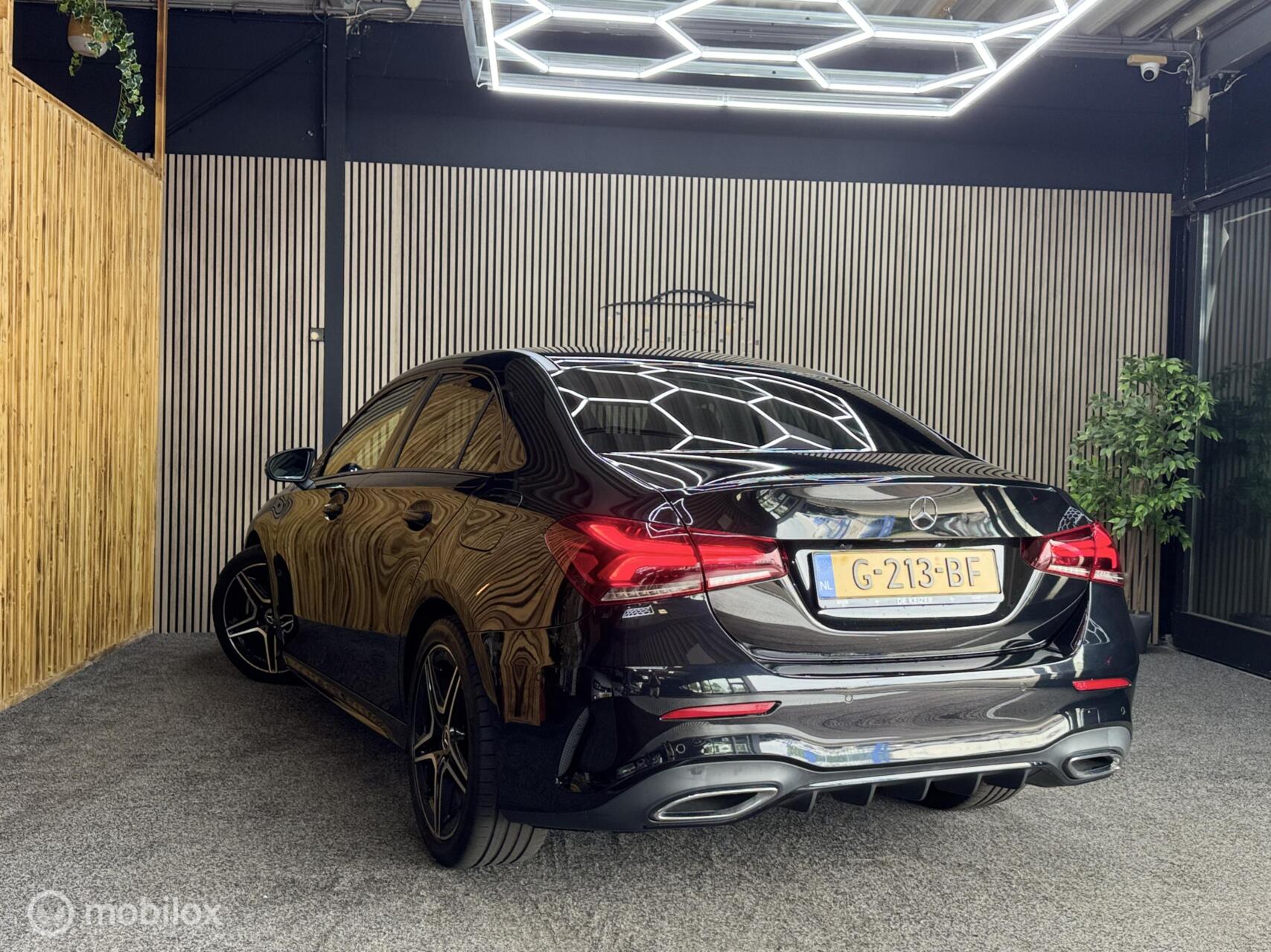 Foto van Mercedes-Benz A 200
