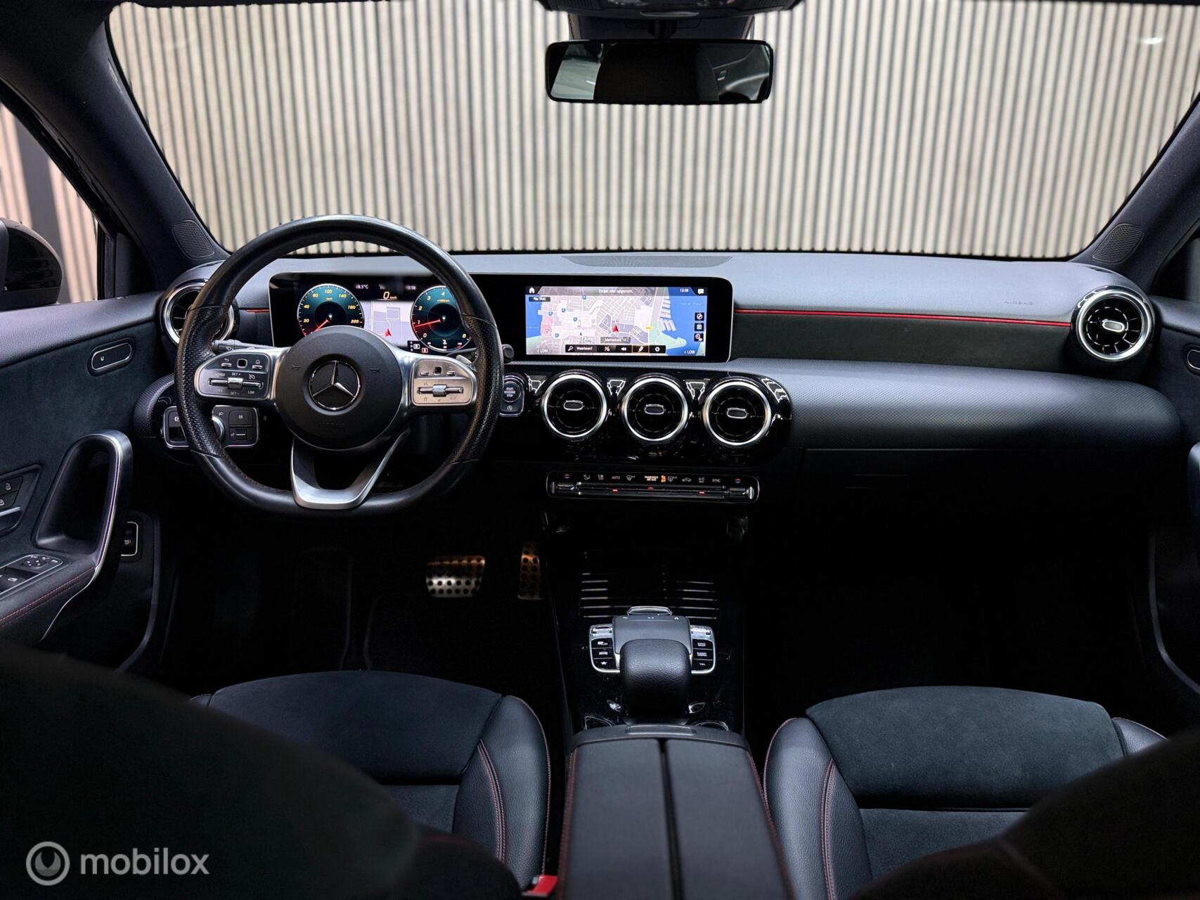 Foto van Mercedes-Benz A 200