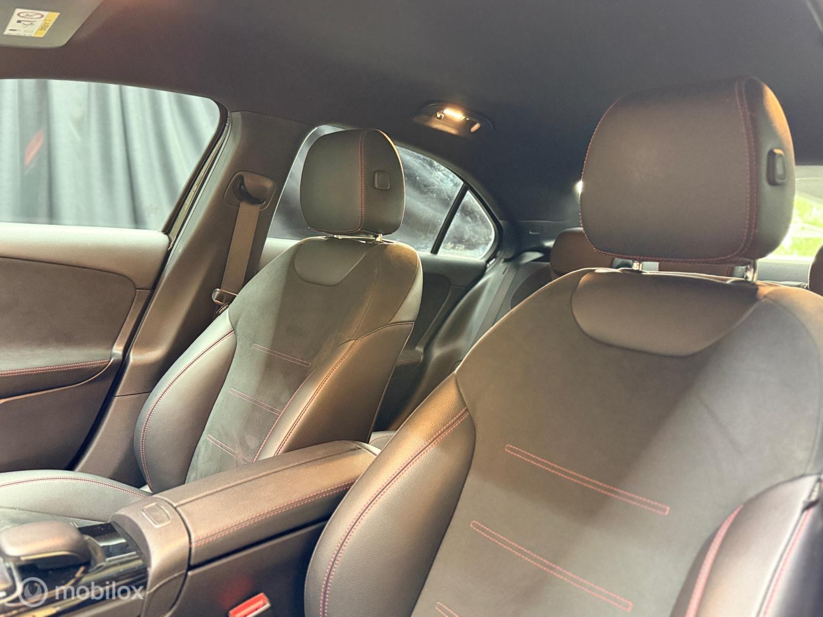 Foto van Mercedes-Benz A 200