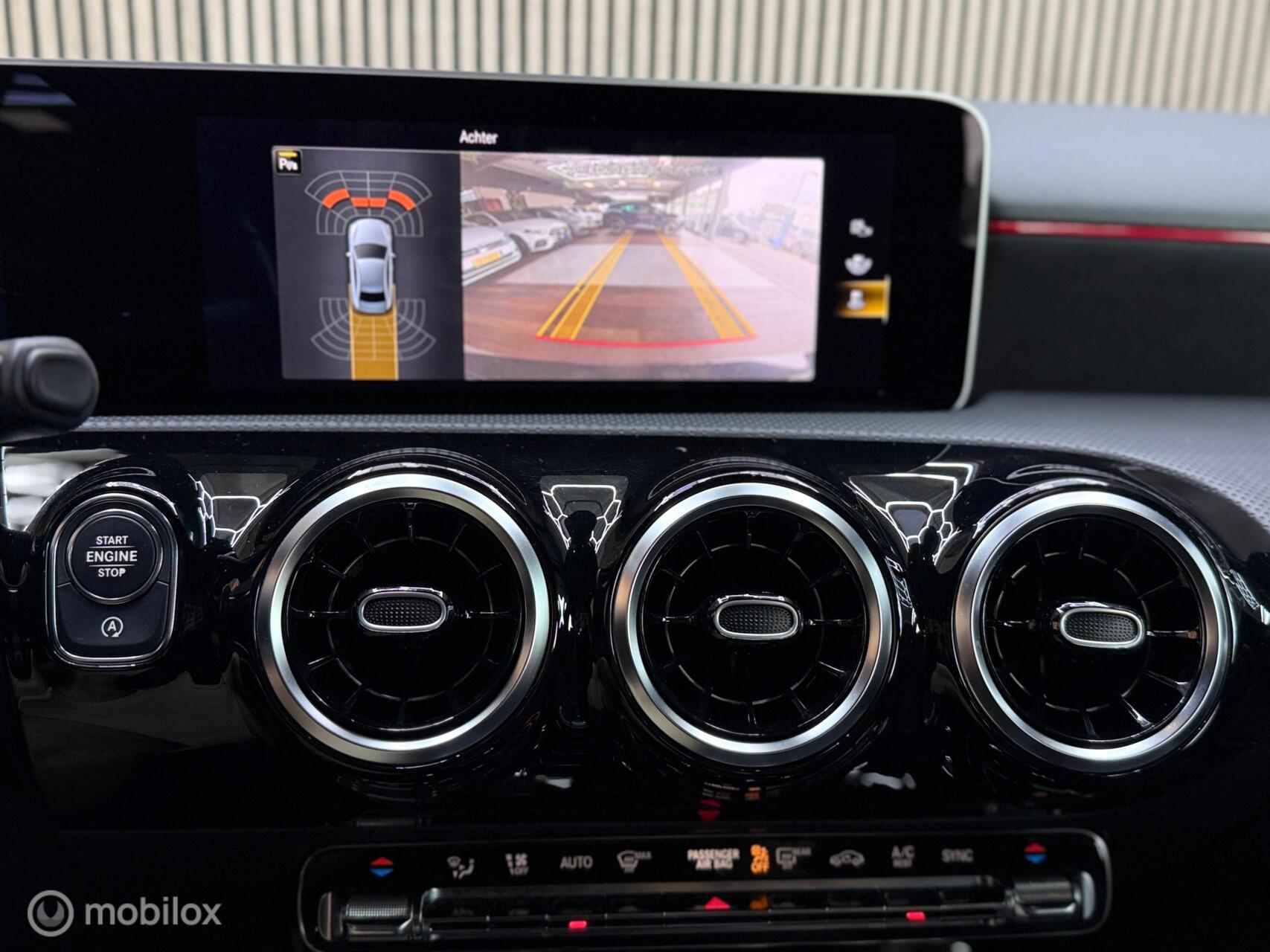 Foto van Mercedes-Benz A 200