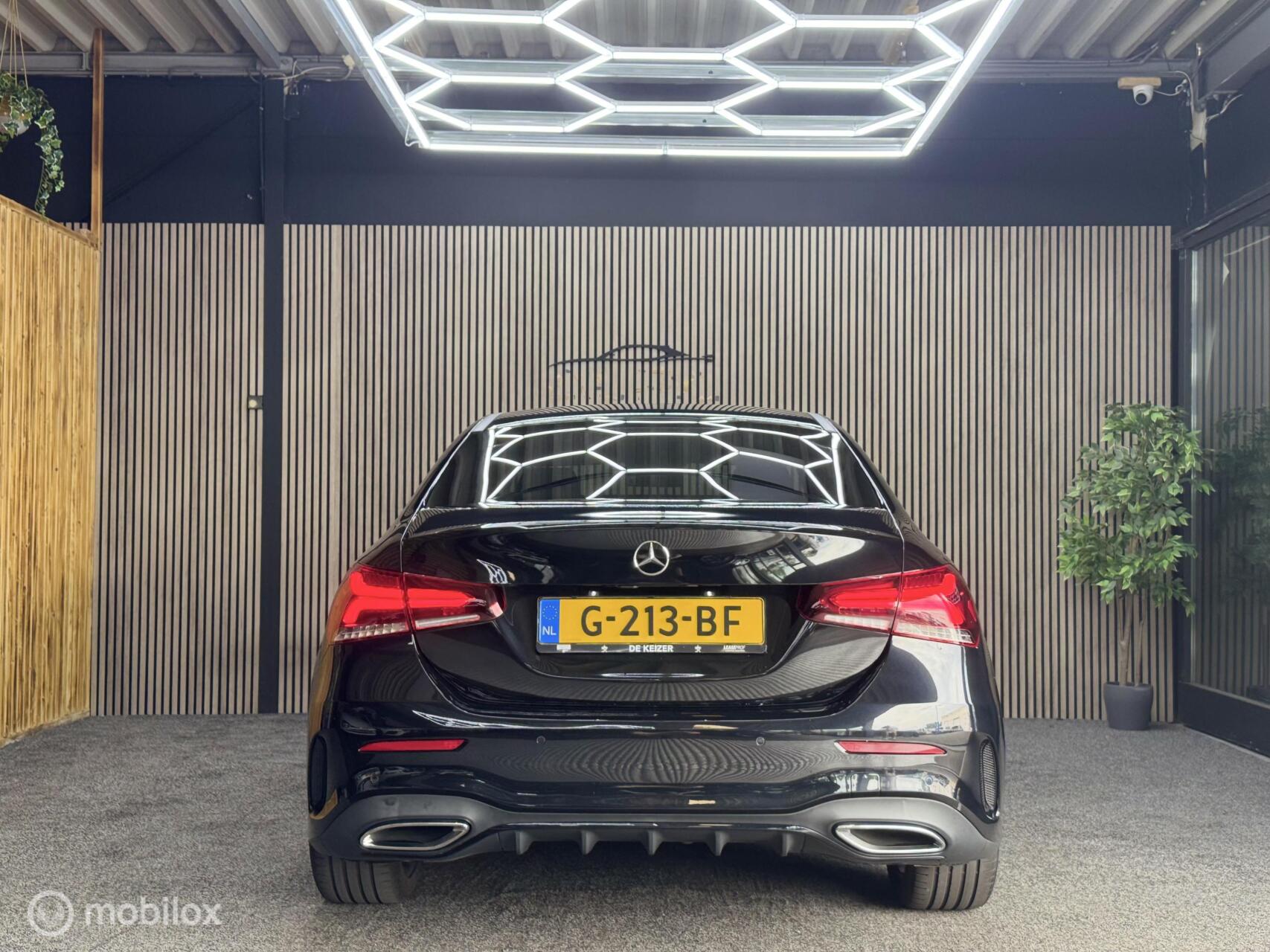 Foto van Mercedes-Benz A 200