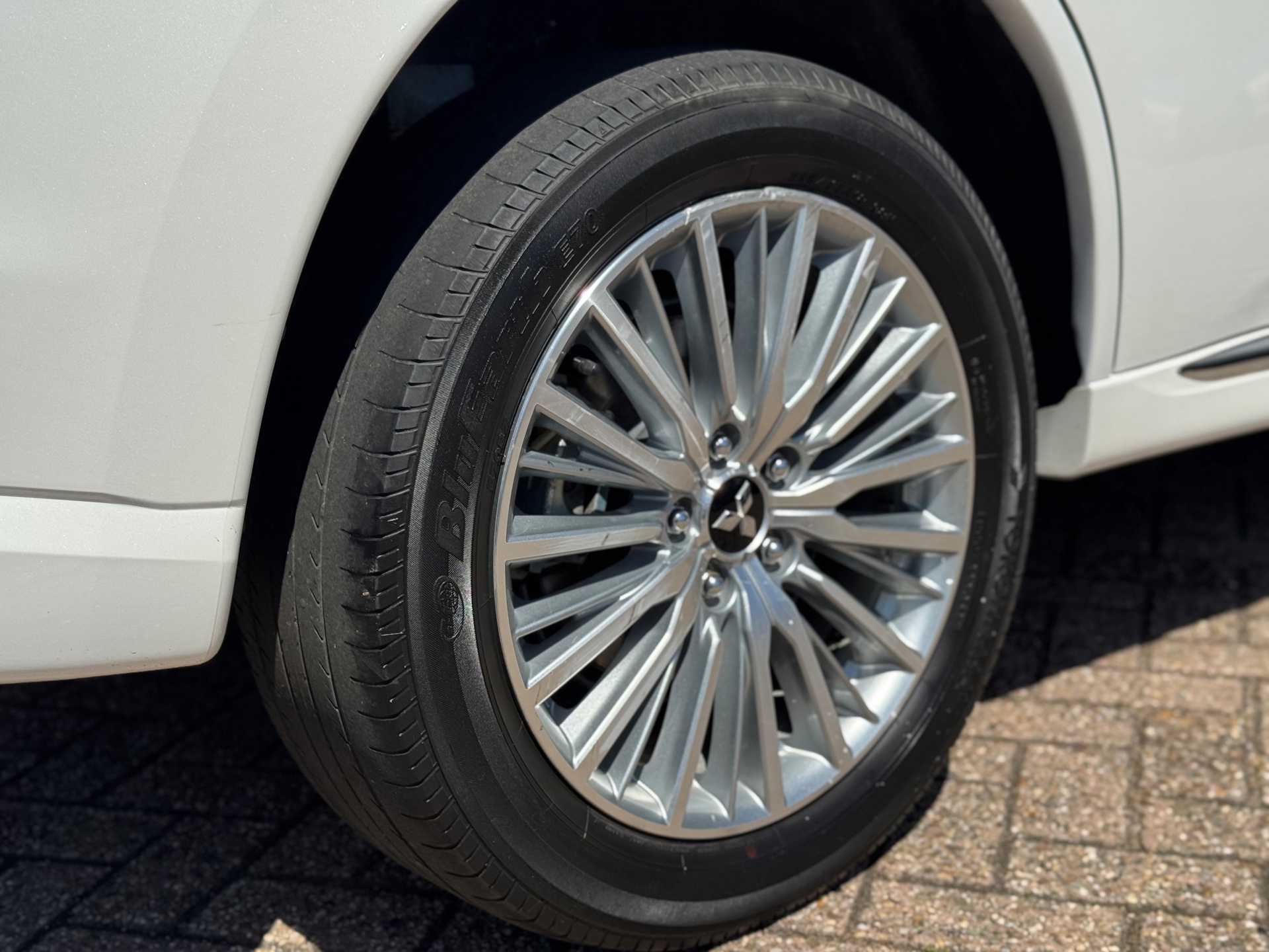 Foto van Mitsubishi Mitsubishi Outlander