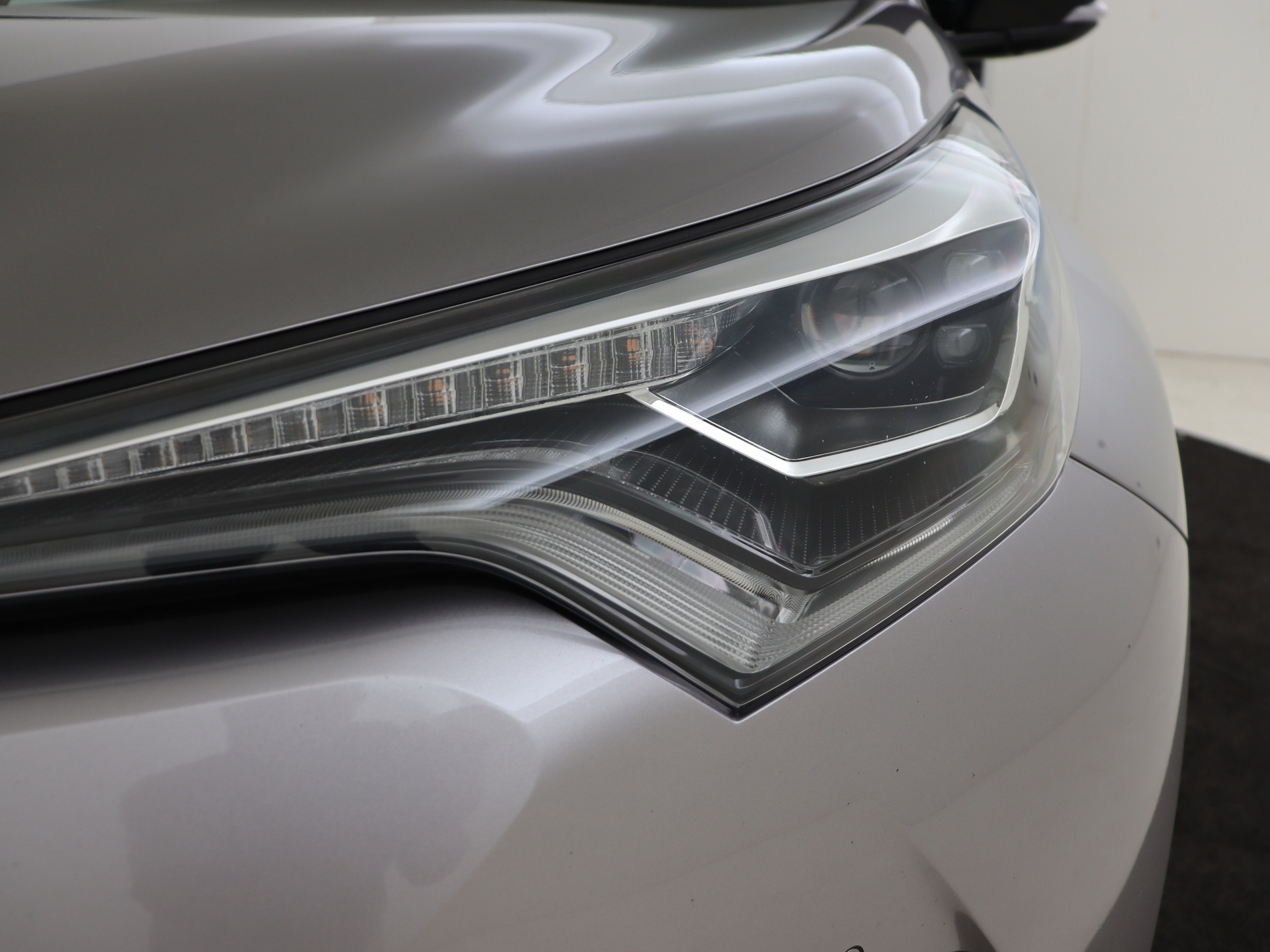 Foto van Toyota Toyota C-hr