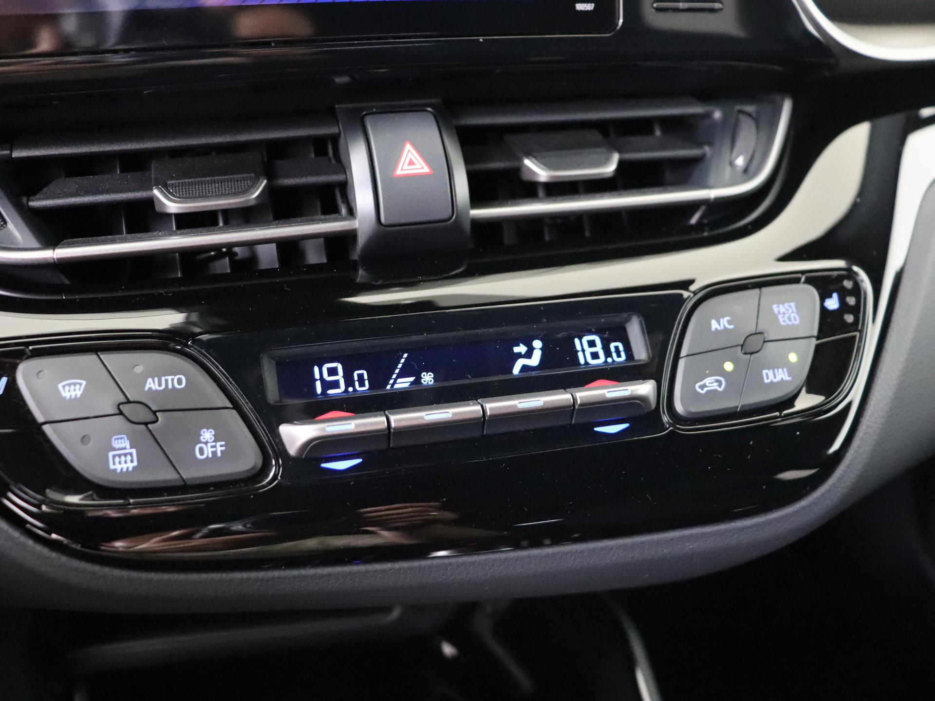 Foto van Toyota Toyota C-hr
