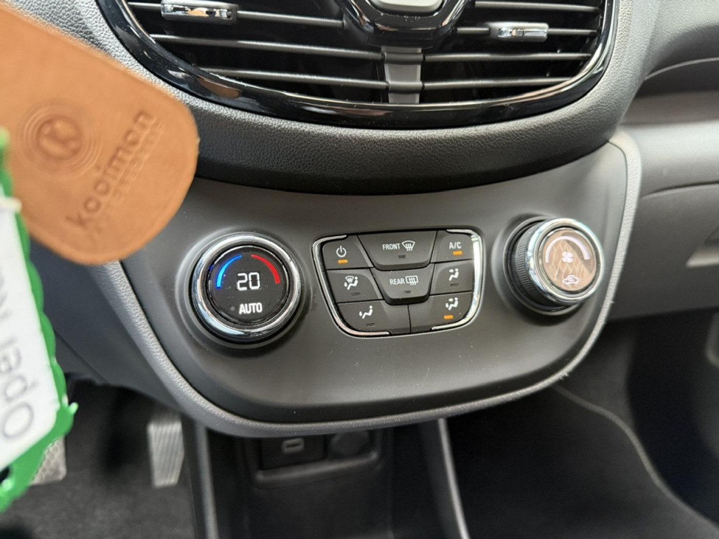 Foto van Opel Karl / Viva