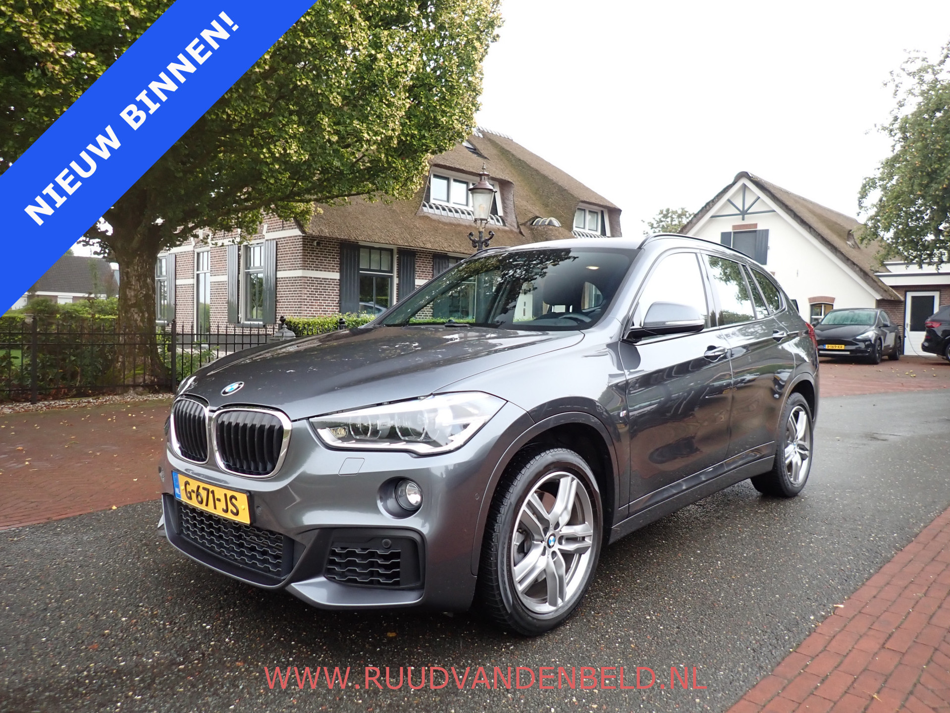 BMW X1 Sdrive20i sDrive20i M-PAKKET 2018 - voorkant