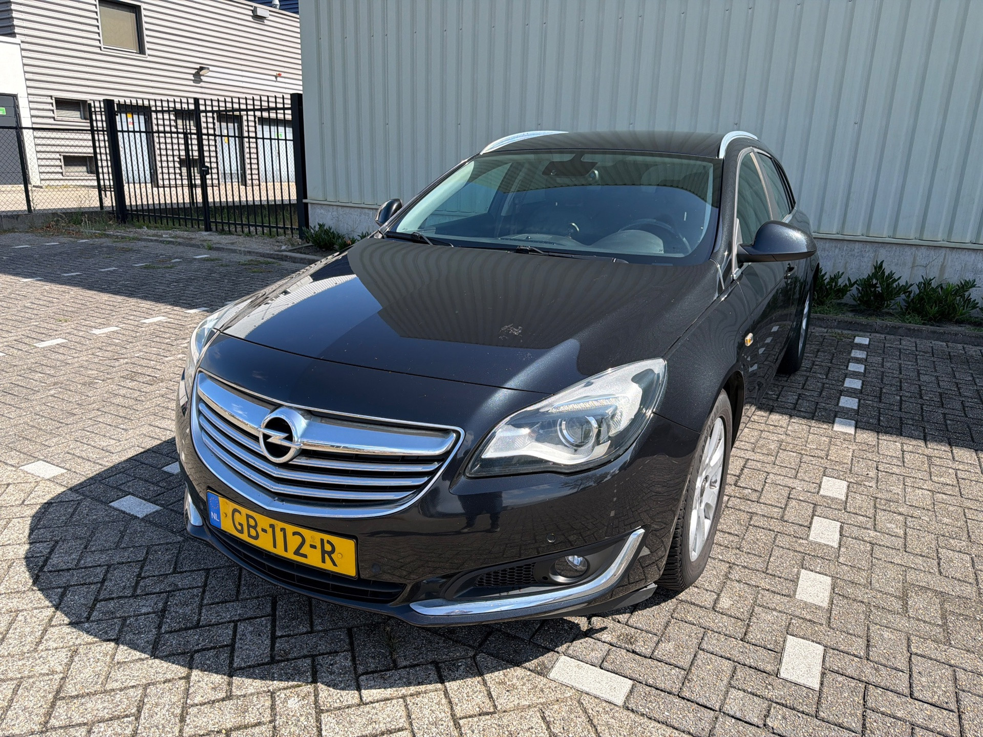 Opel Insignia Sports Tourer SW 1.4 T EcoFLEX Business+ 2015 - voorkant