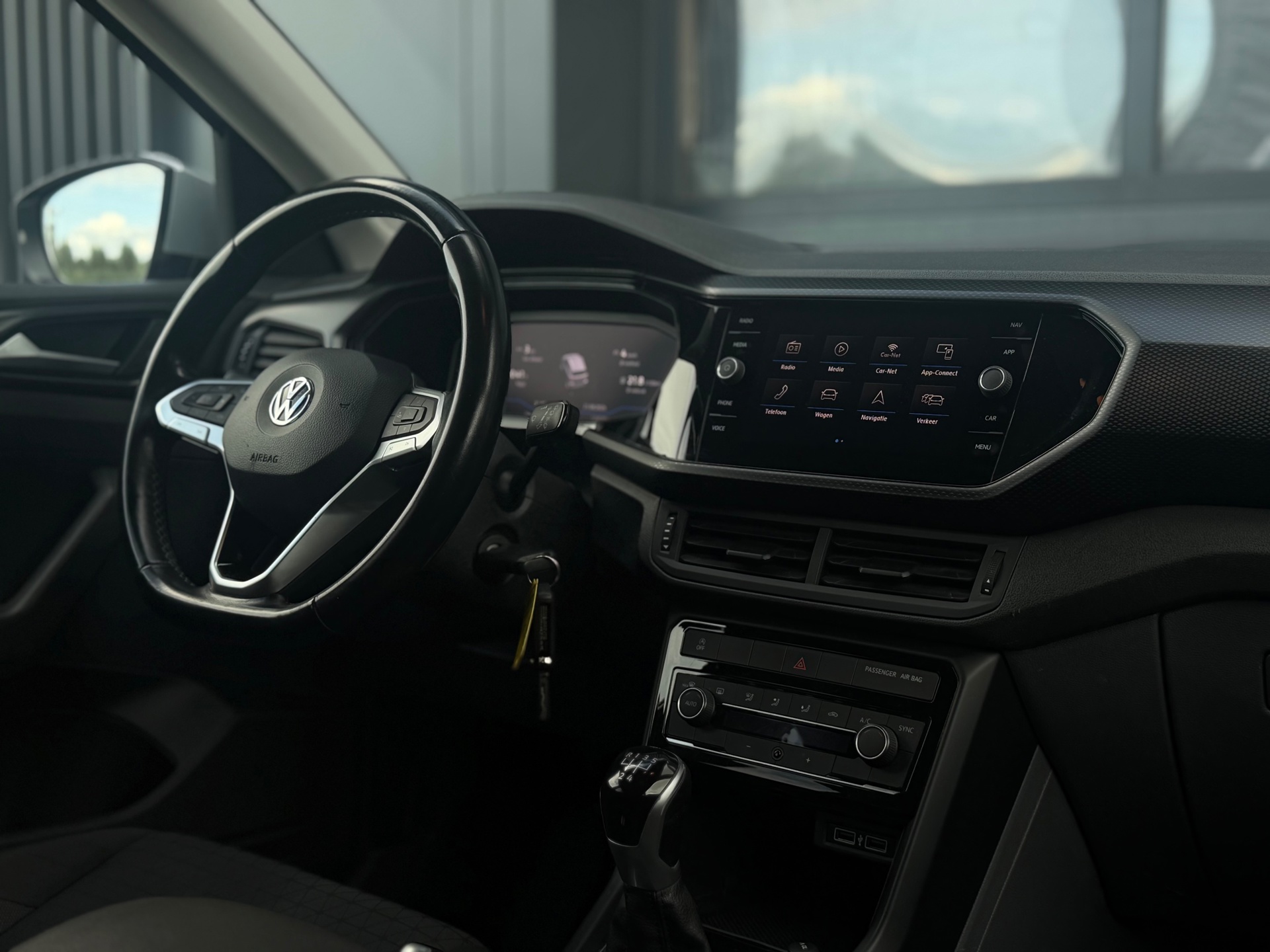 Foto van Volkswagen T-cross