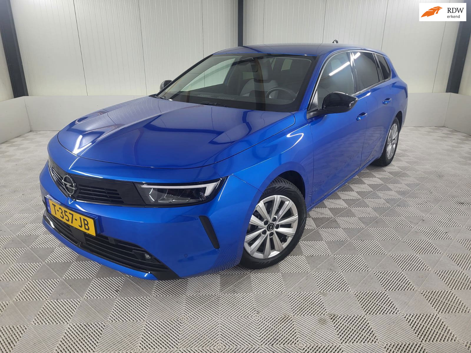 Opel Astra Sports Tourer 1.2 Turbo, Trekhaak, Camera 2023 - voorkant