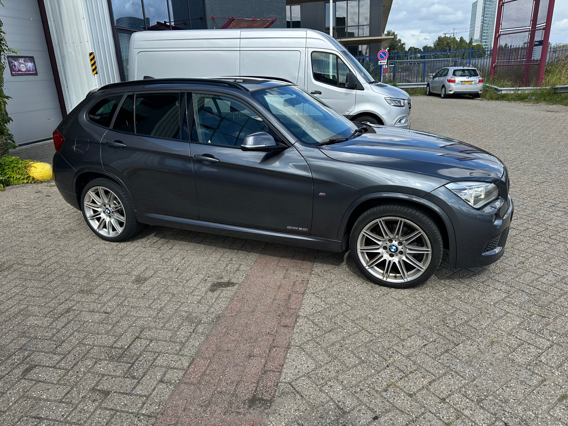 Foto van BMW X1 Sdrive20i