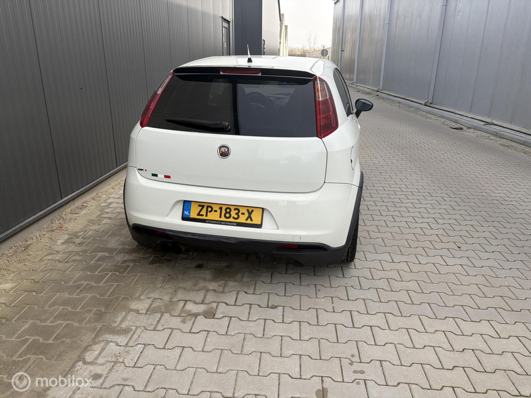 Foto van Fiat Punto Abarth