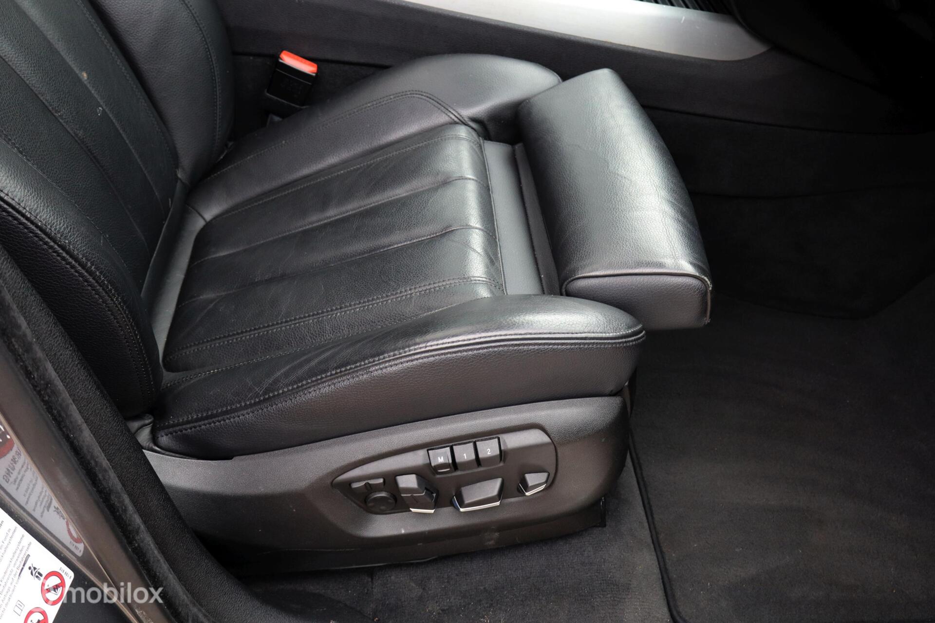 Foto van BMW X5 Xdrive50i