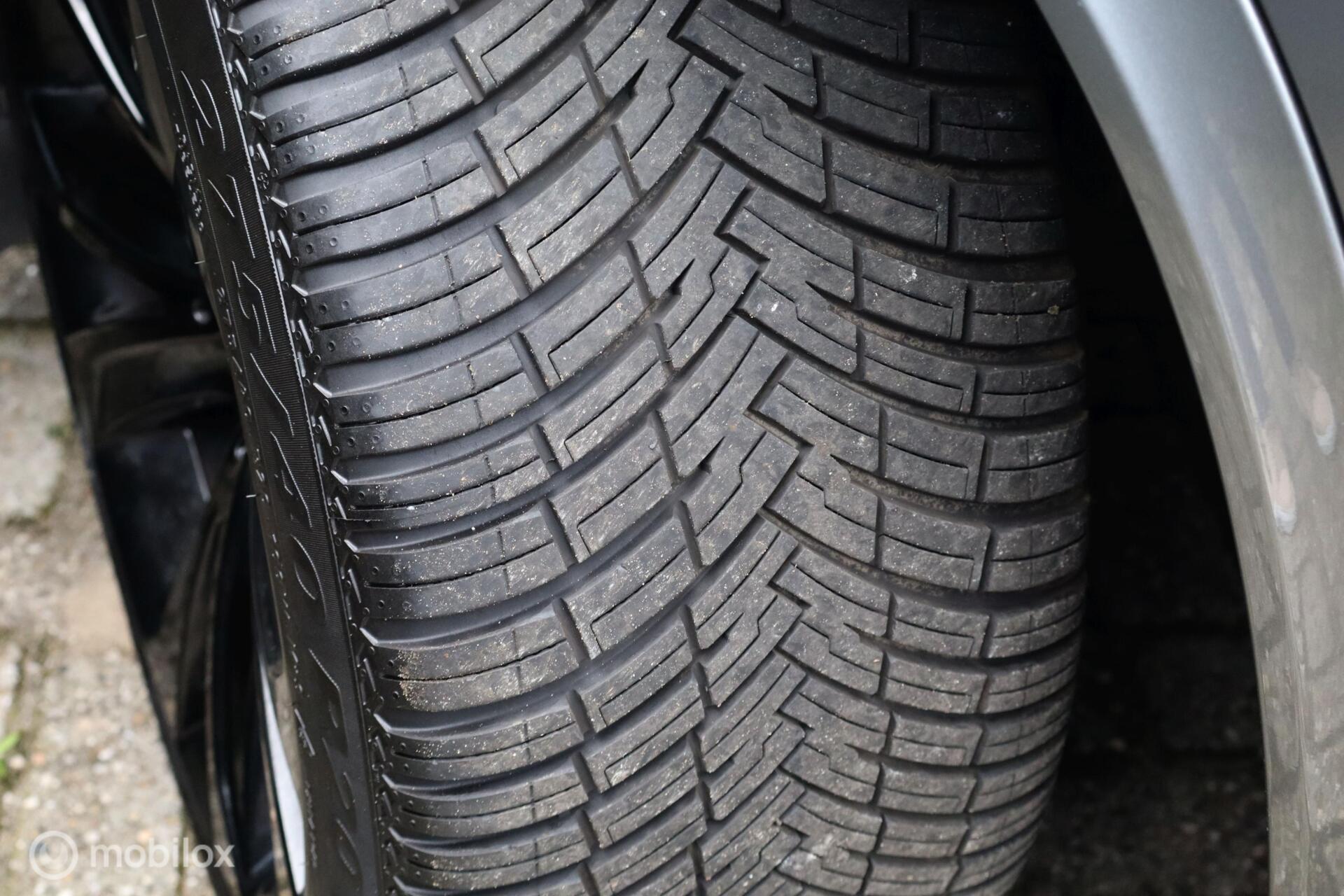Foto van BMW X5 Xdrive50i