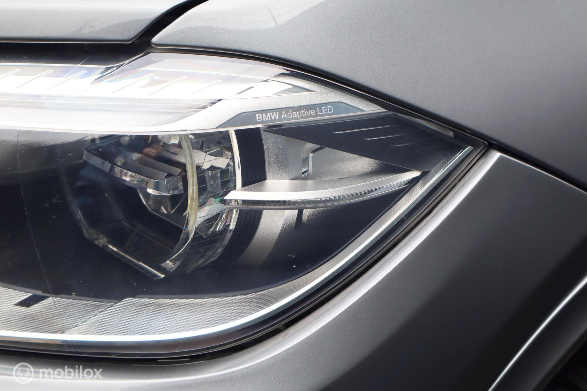 Foto van BMW X5 Xdrive50i