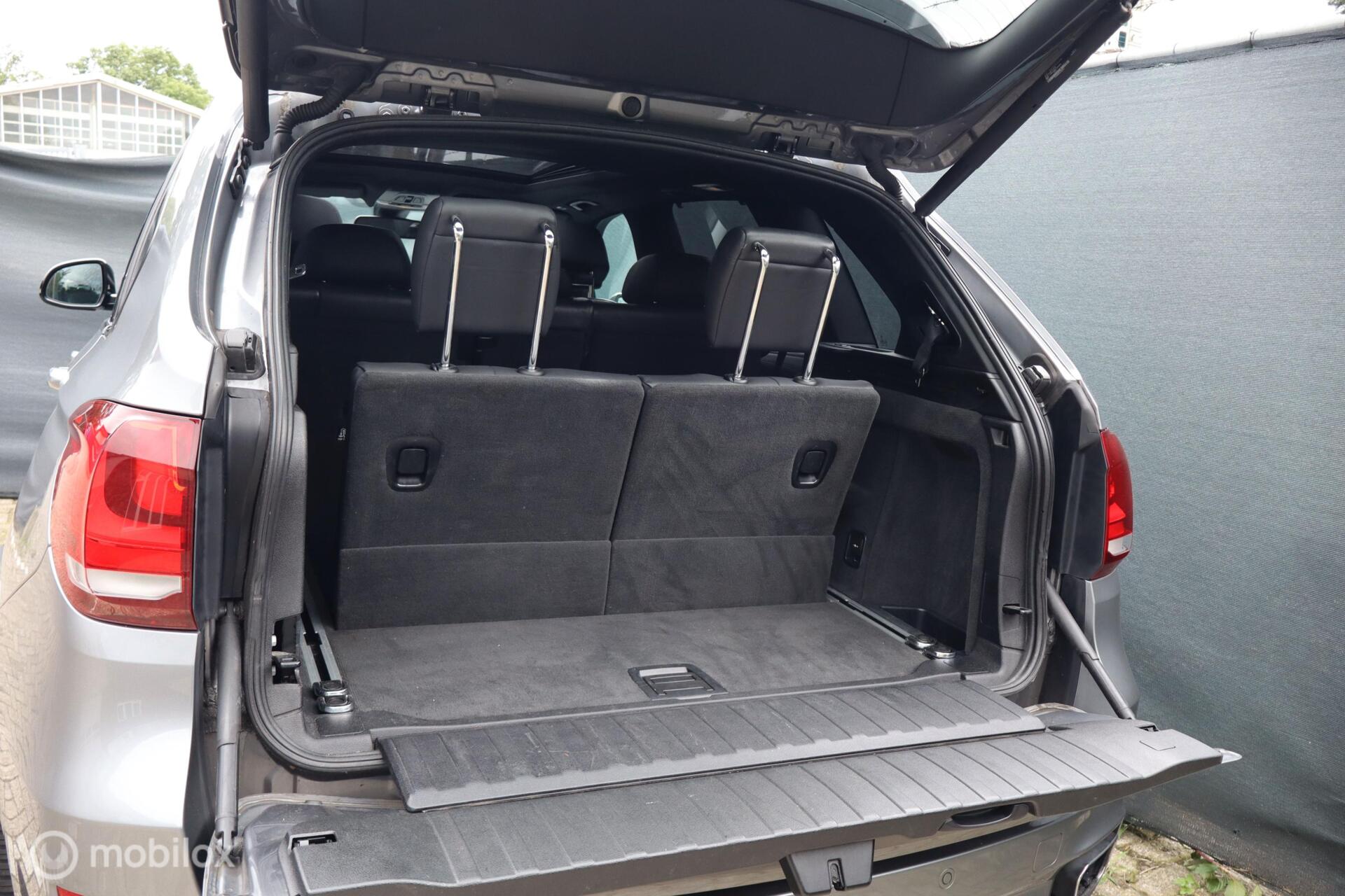 Foto van BMW X5 Xdrive50i