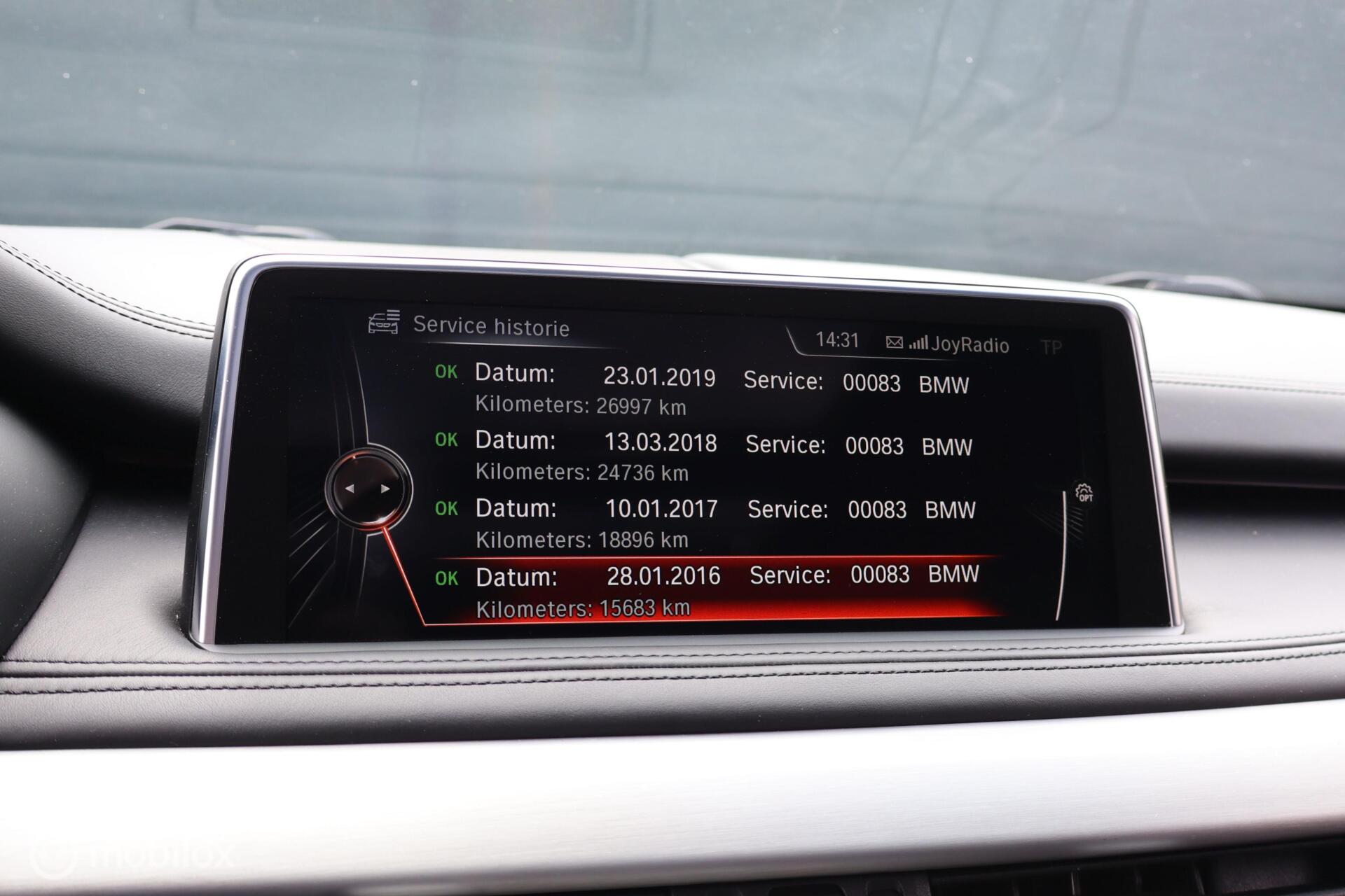 Foto van BMW X5 Xdrive50i