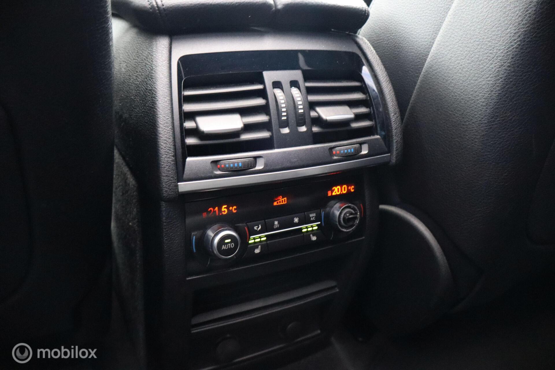 Foto van BMW X5 Xdrive50i