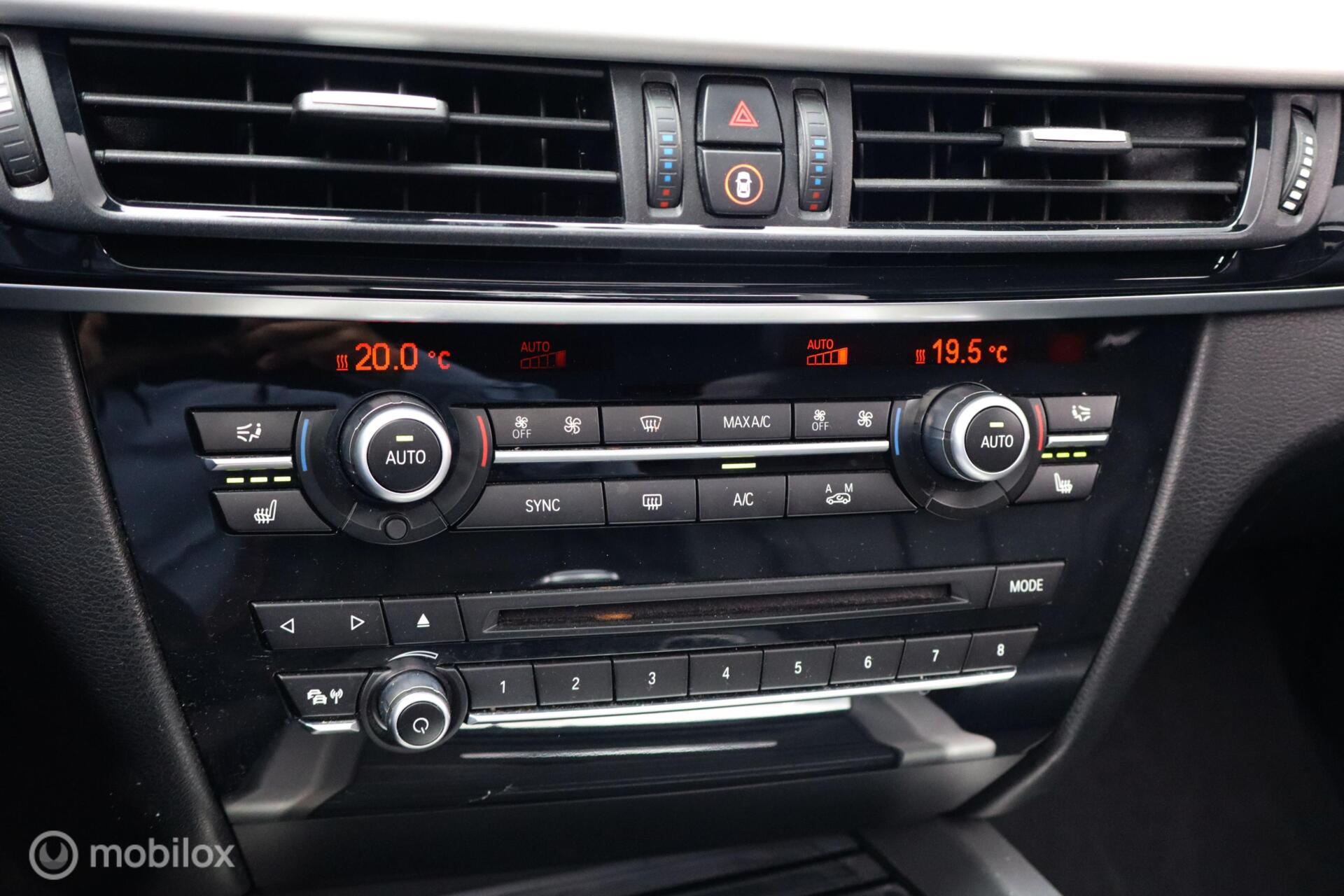 Foto van BMW X5 Xdrive50i